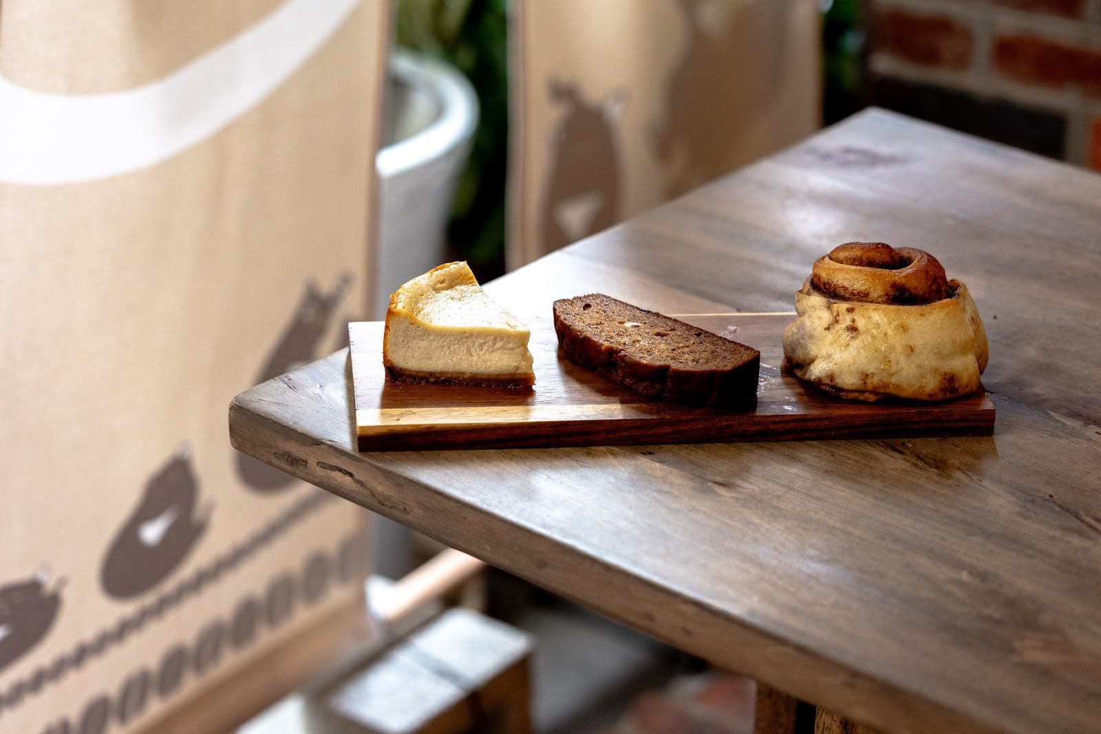 KONEKO VEGAN COFFEE 純植咖啡 (vegan 甜點，咖啡，刨冰): food & drinks