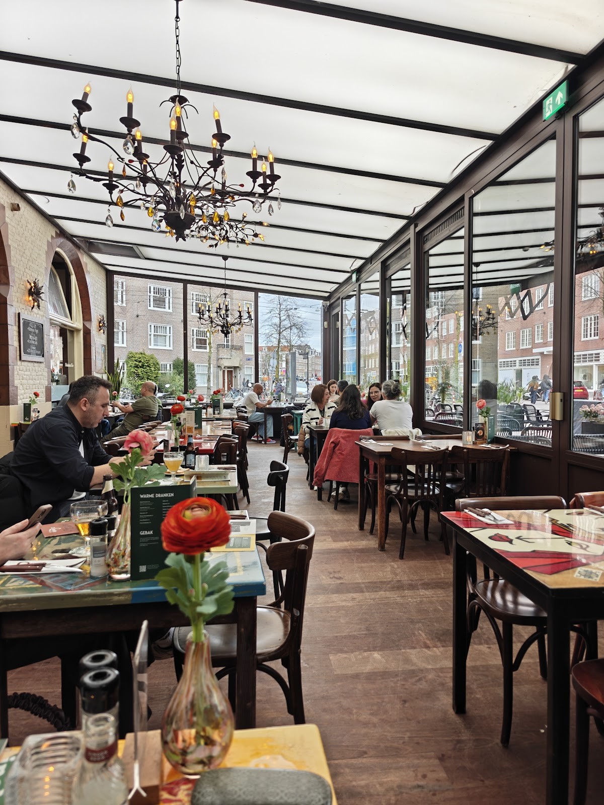 Café Loetje: the place