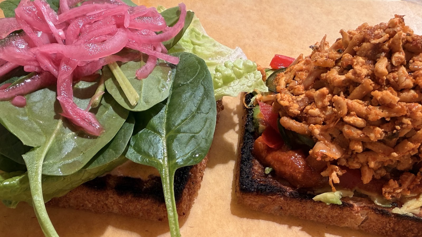 Sloppy Jo's Deli & Takeaway: food & drinks