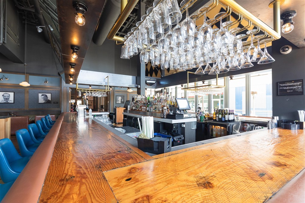 Barfly: the place