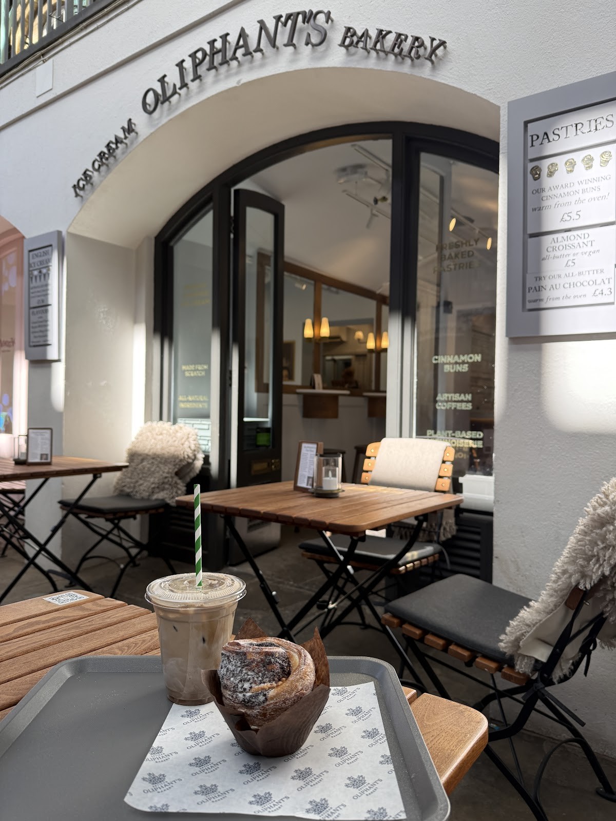 Oliphant’s Ice Cream & Bakery: the place