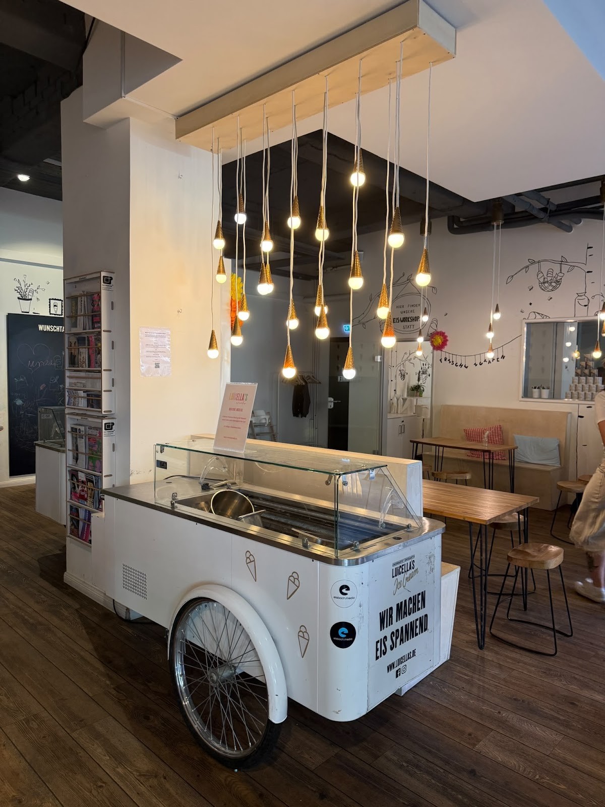 Luicella's Ice Cream: the place