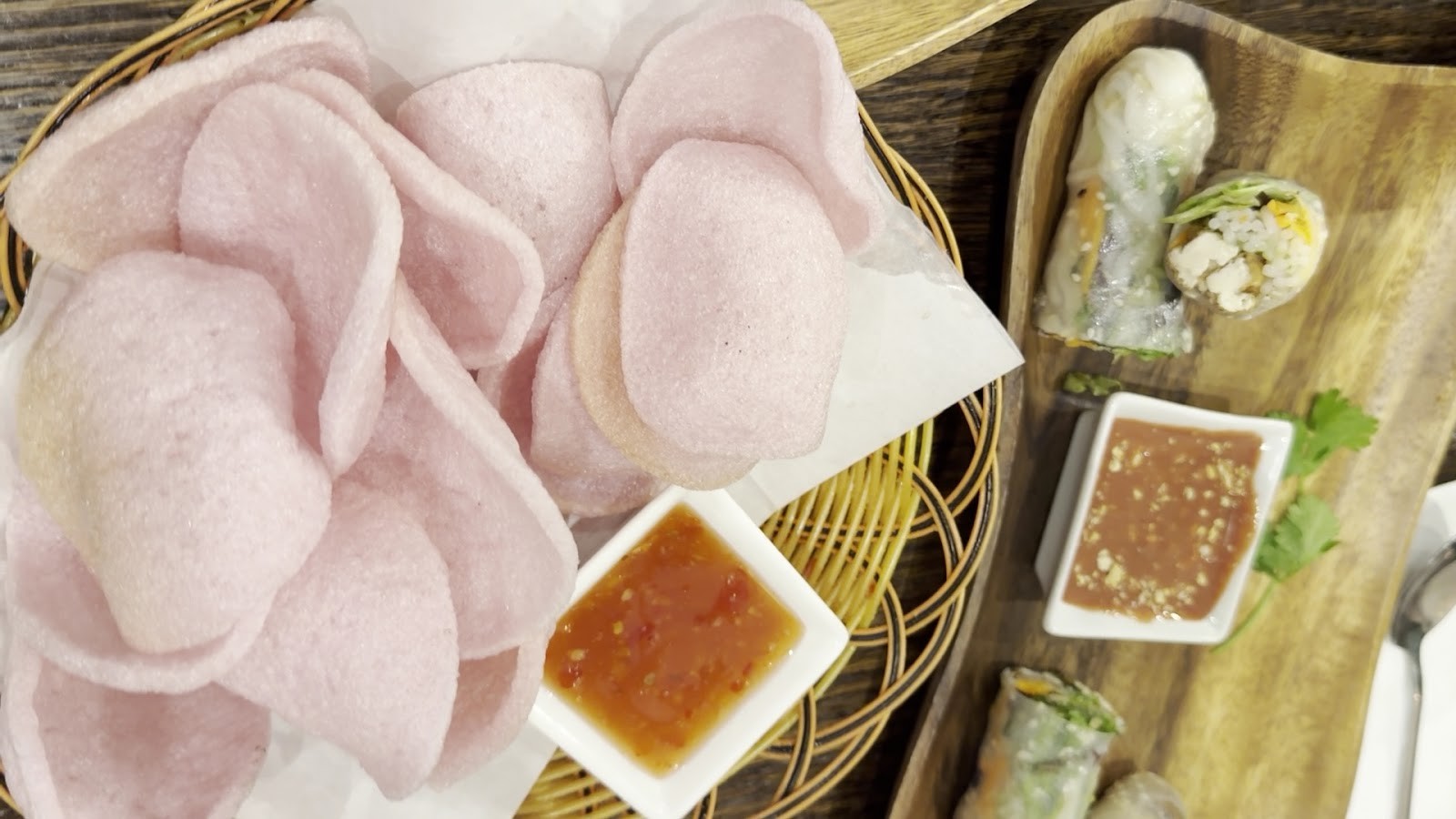 Non Viet Vegan Restaurant: food & drinks