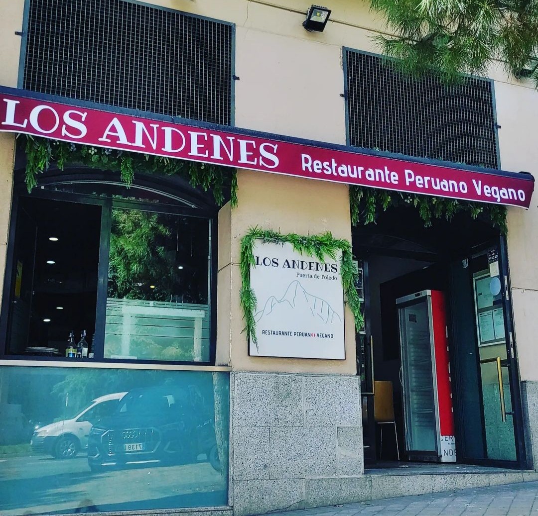 Los Andenes Puerta de Toledo: the place