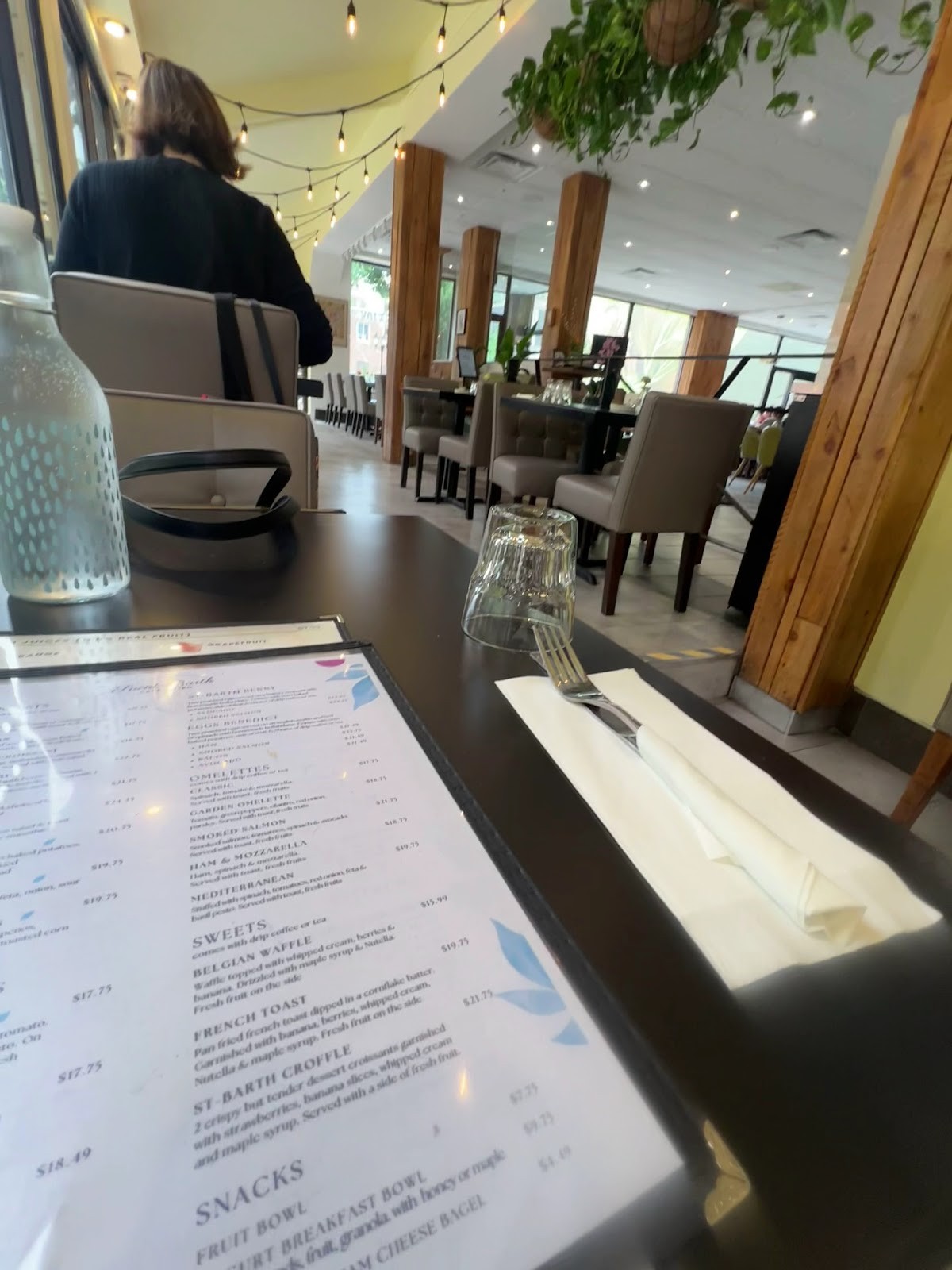 Café St-Barth - Breakfast: the place
