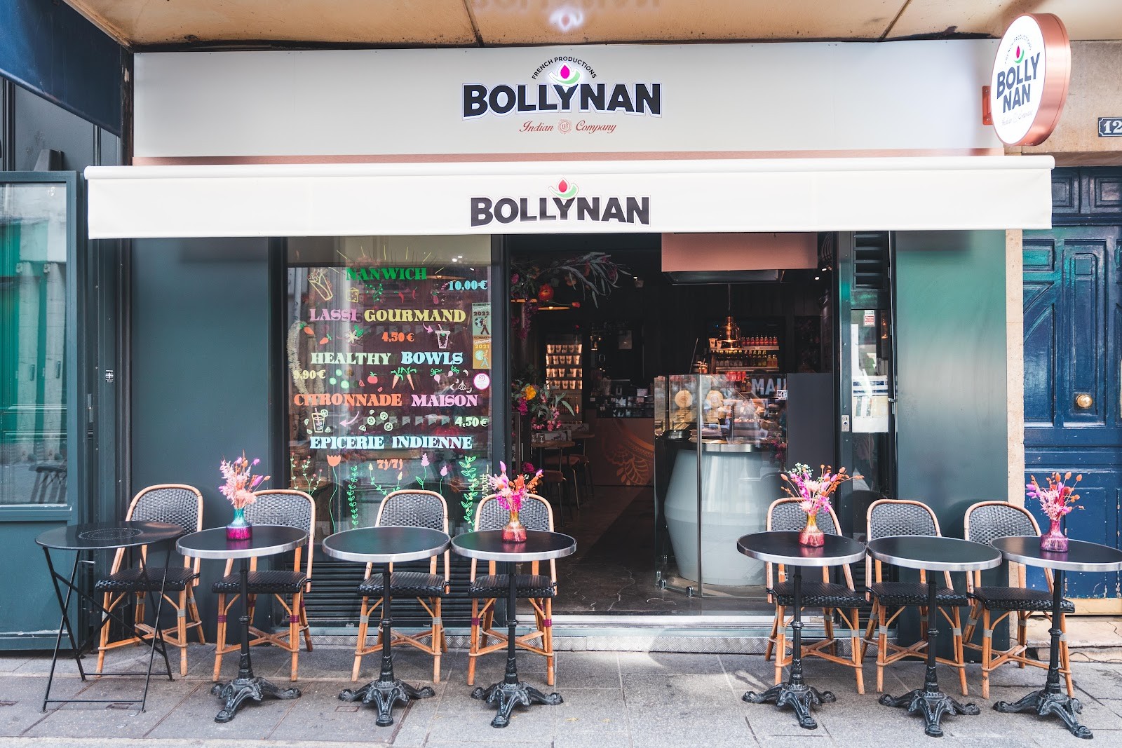 Bollynan streetfood indienne - Montorgueil: the place