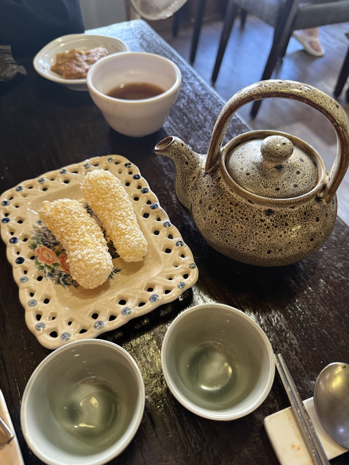 Maji: food & drinks