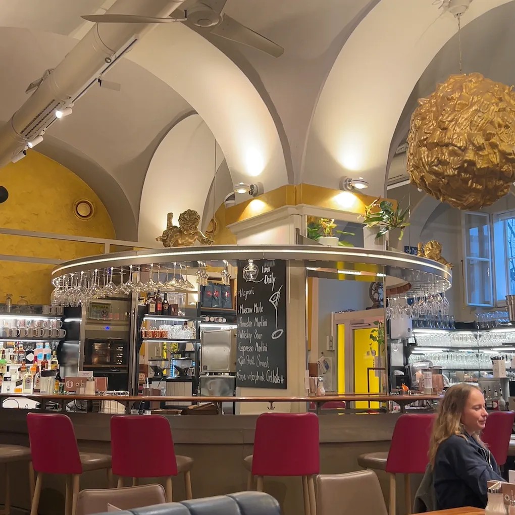 MQ DAILY: the place