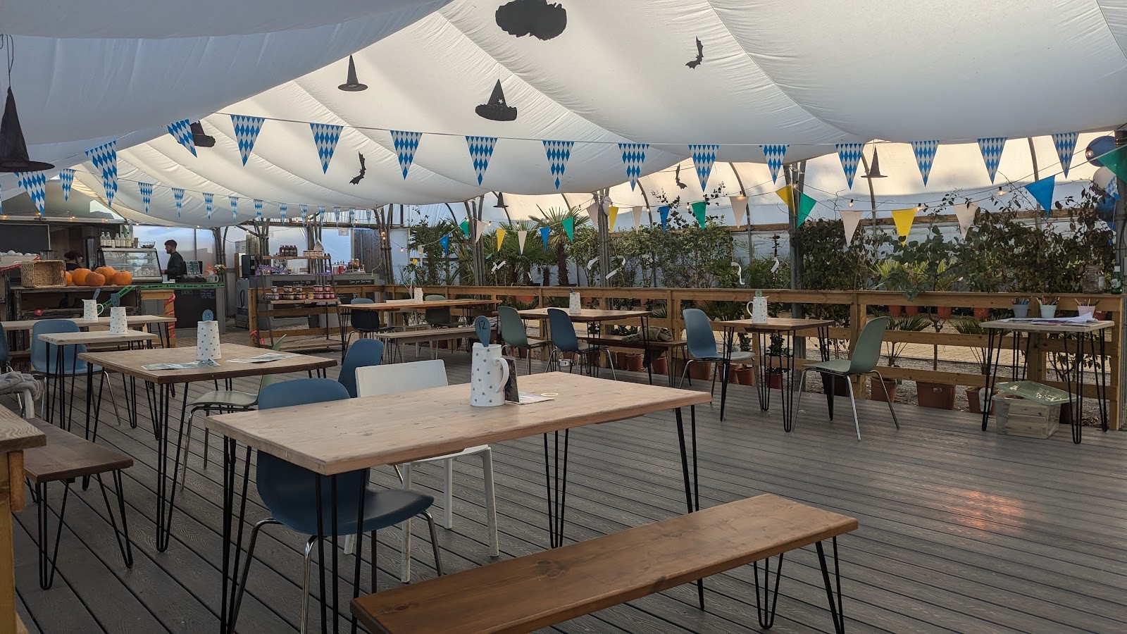 Little Leaf Cafe: the place