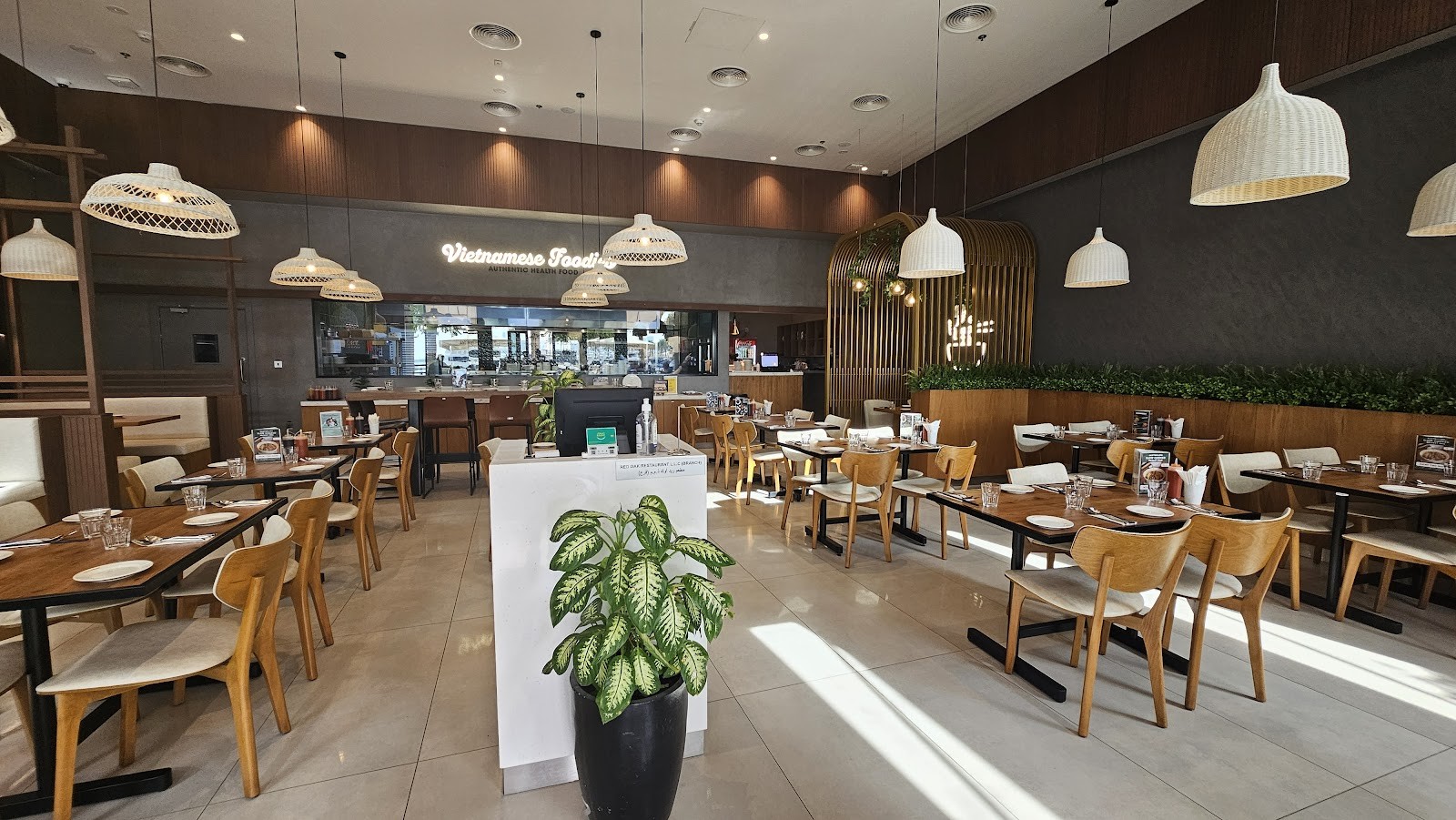 Vietnamese Foodies Creek Harbour: the place