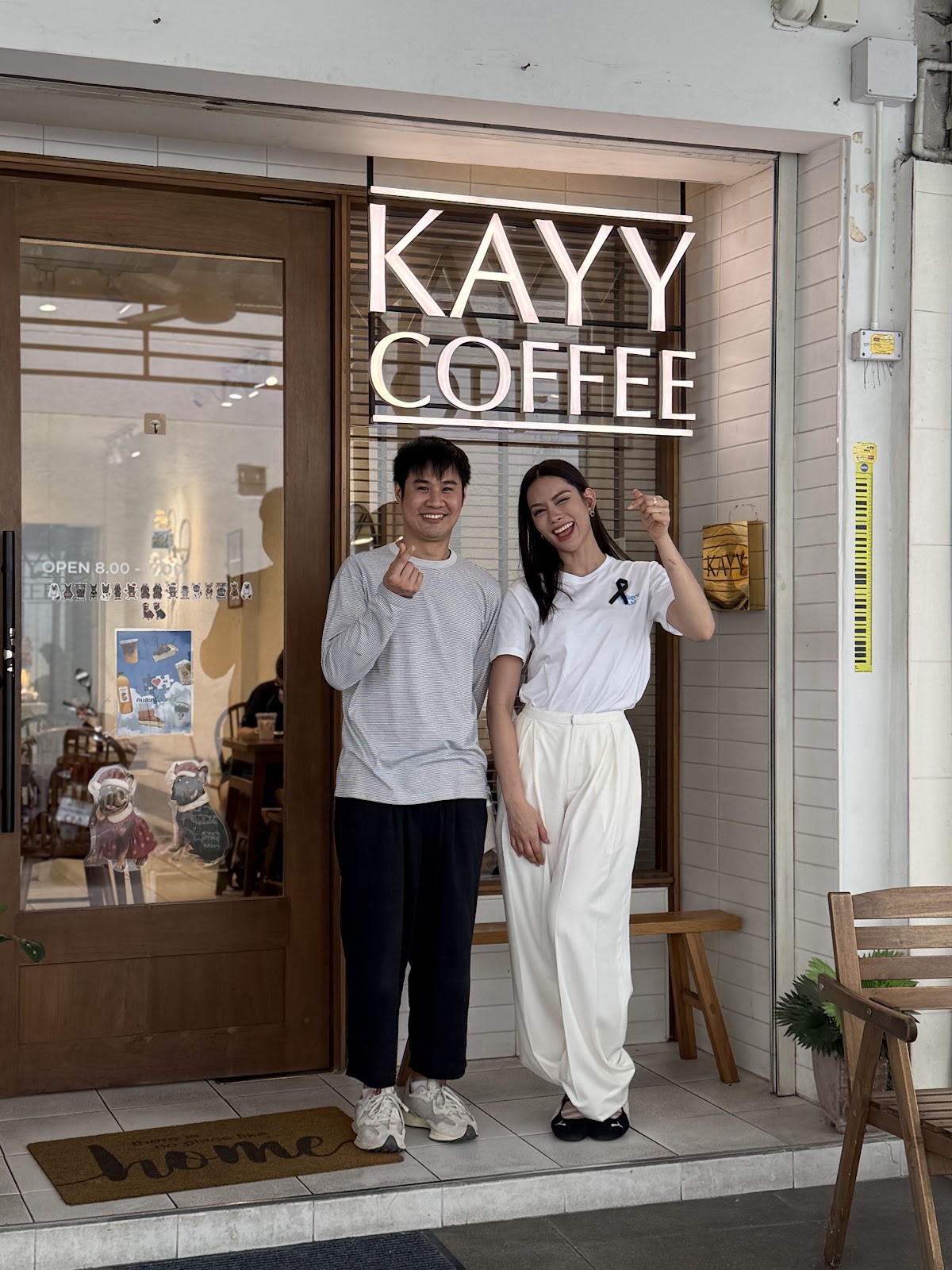 KAYY COFFEE (MATCHA & ORANGE): the place