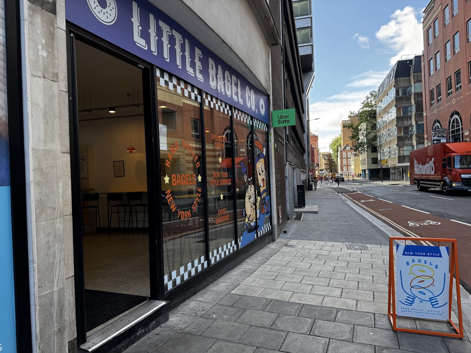 Little Bagel Co.: the place