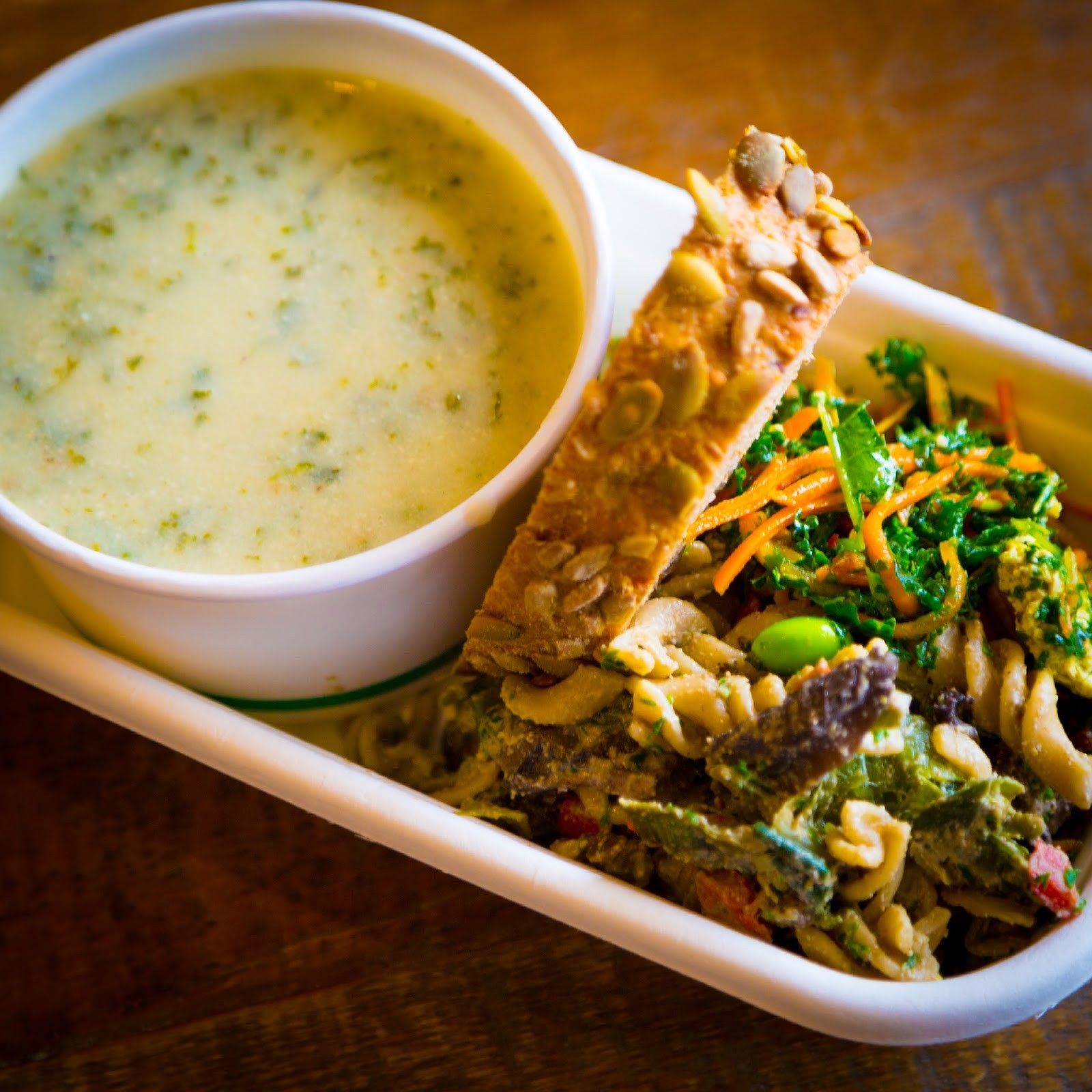 Revive Vegan Cafe: food & drinks