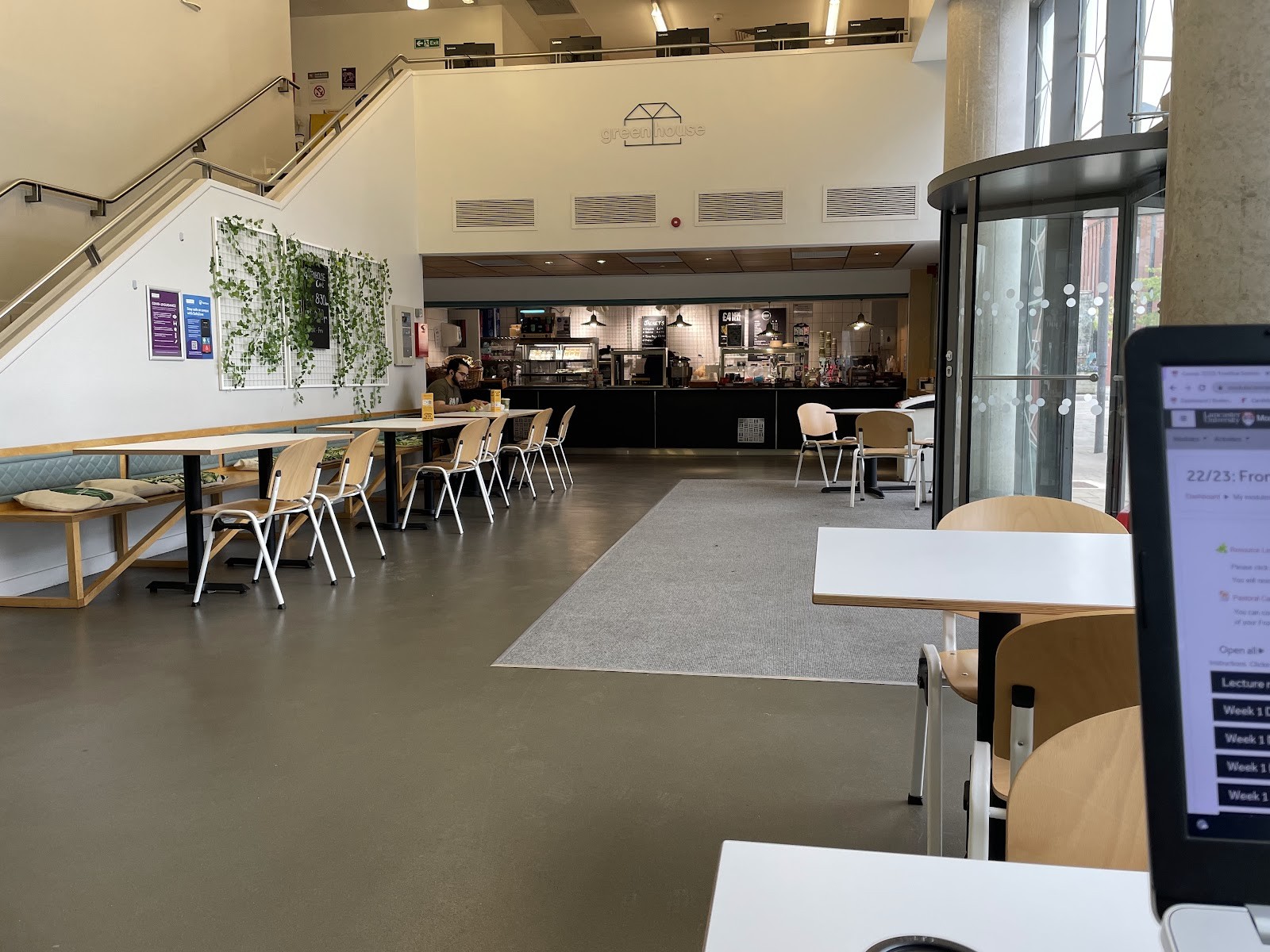 Greenhouse Cafe: the place