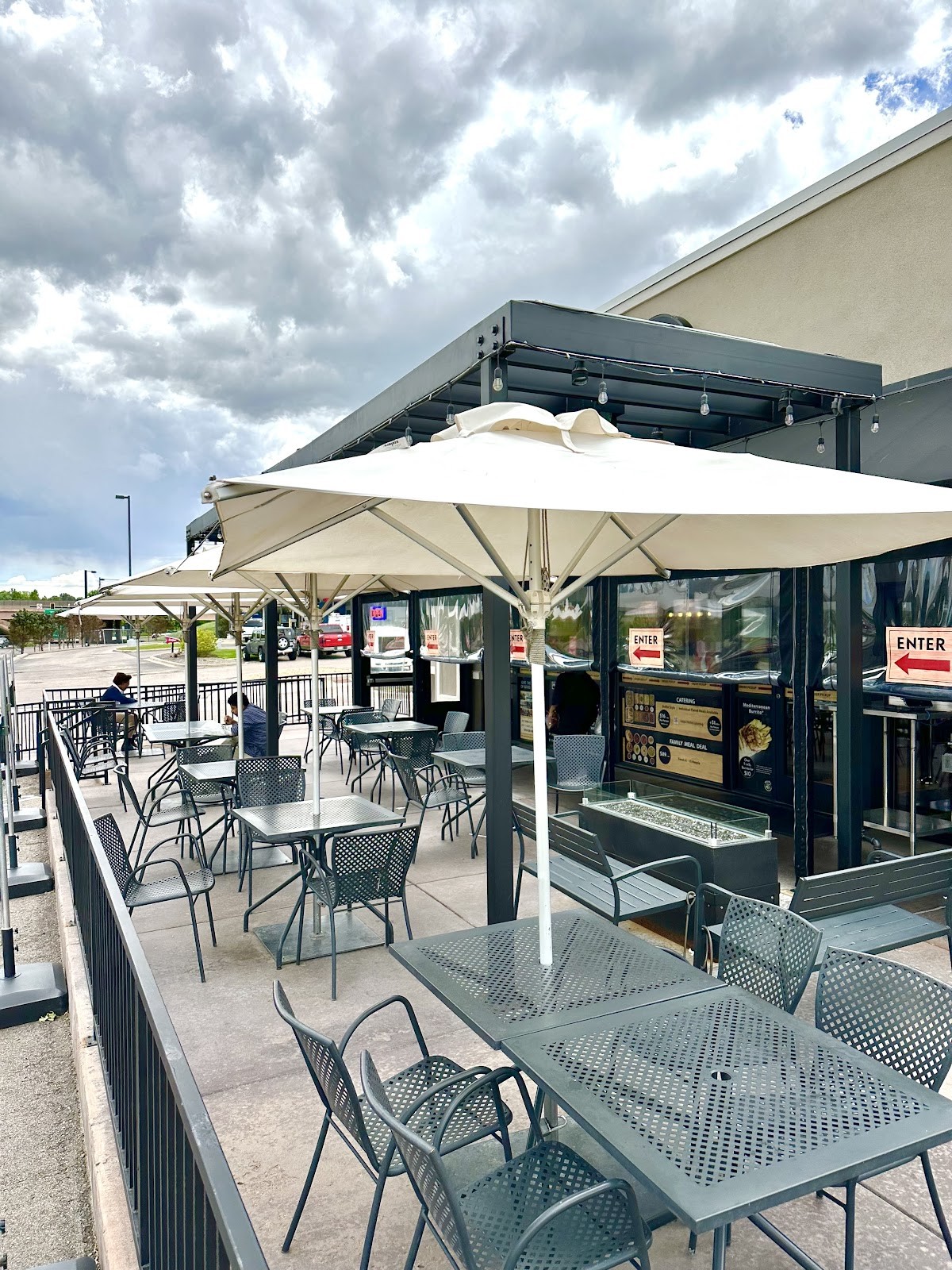 FelFel Mediterranean: the place