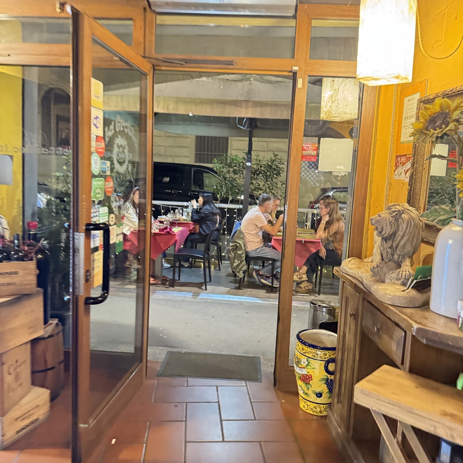 La Grotta Di Leo: the place