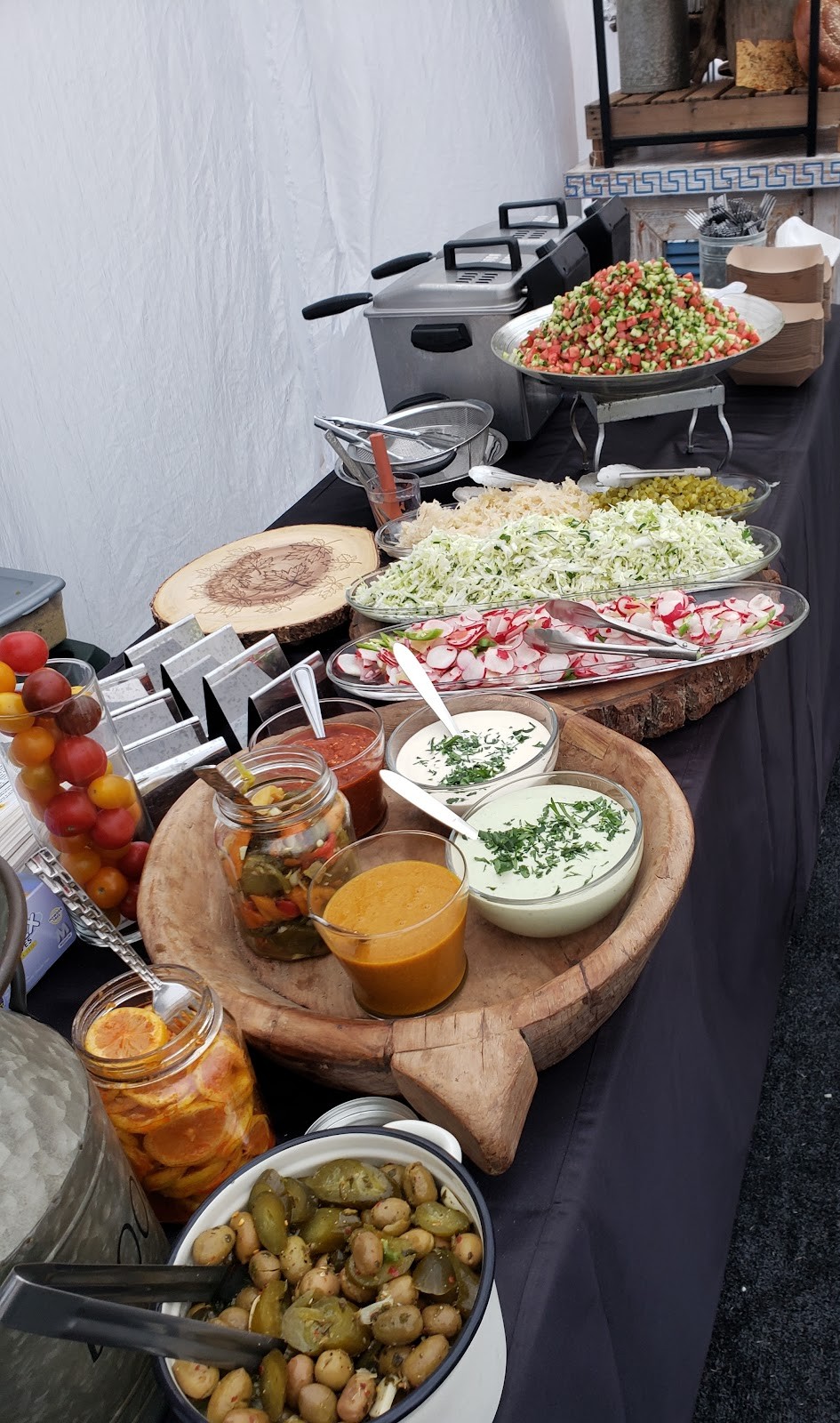 Falafeland Anat food truck: food & drinks