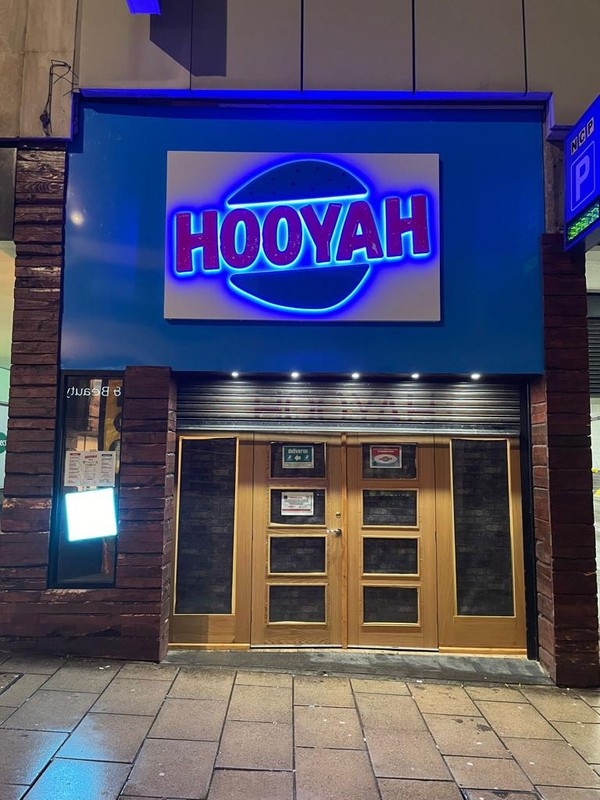 Hooyah Burgers: photo