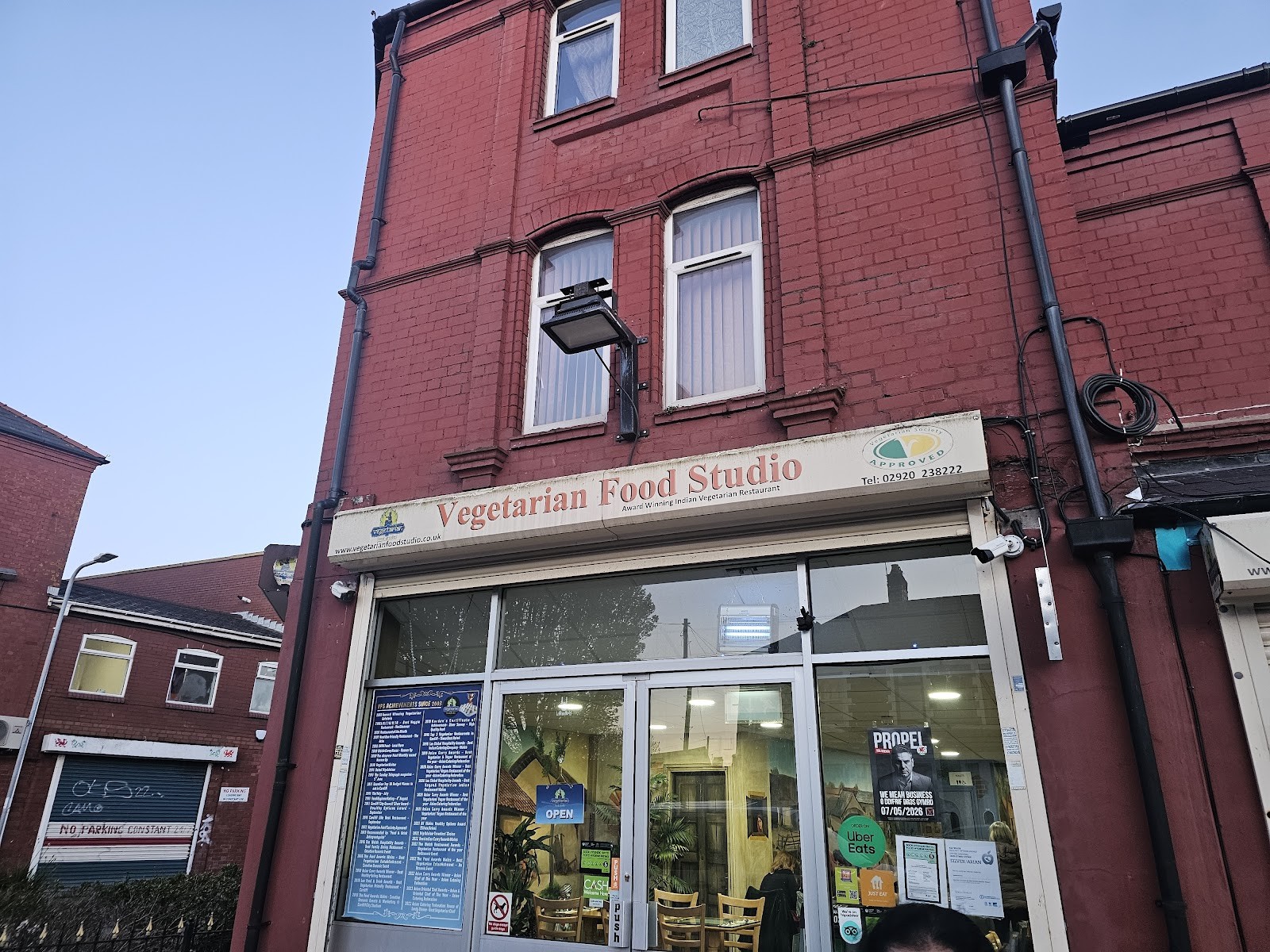 Vegetarian Food Studio: the place