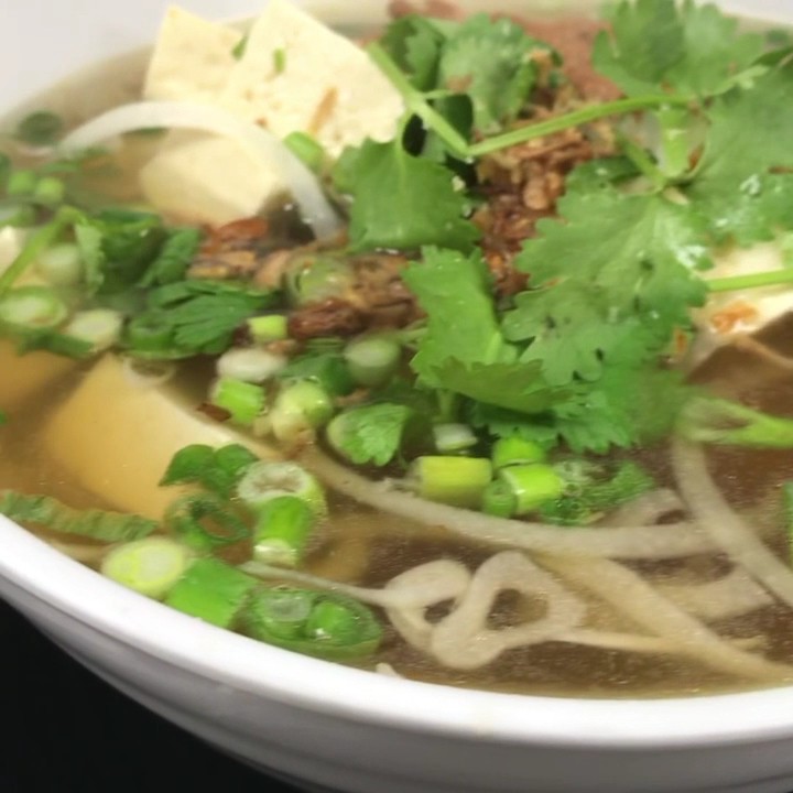 VINH LOI: food & drinks