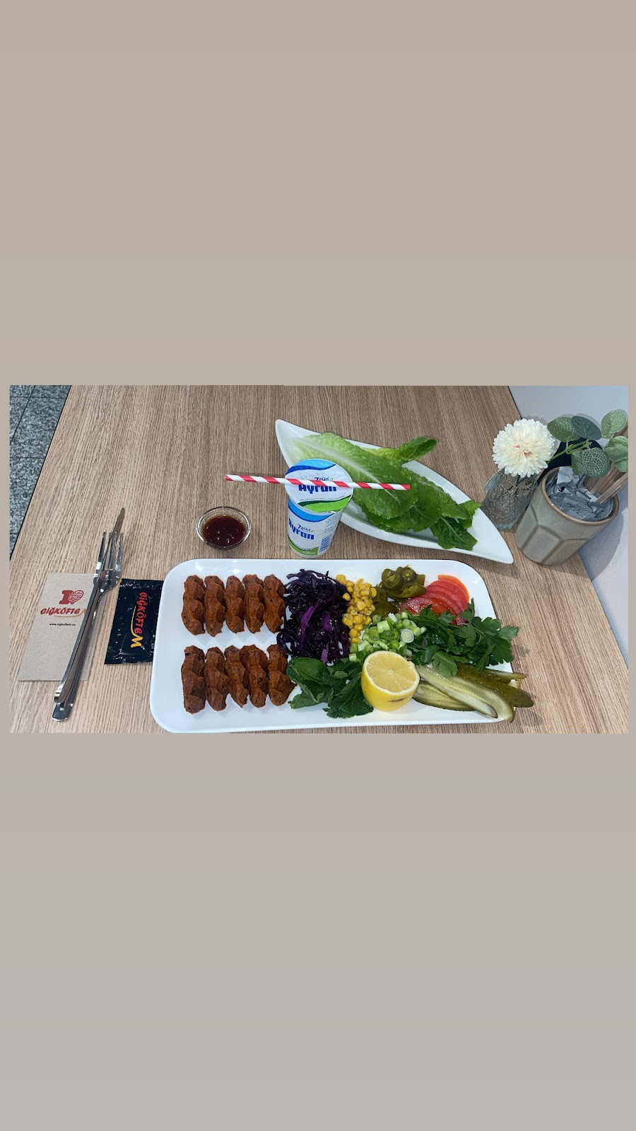Cigköftem Wandsbek: food & drinks