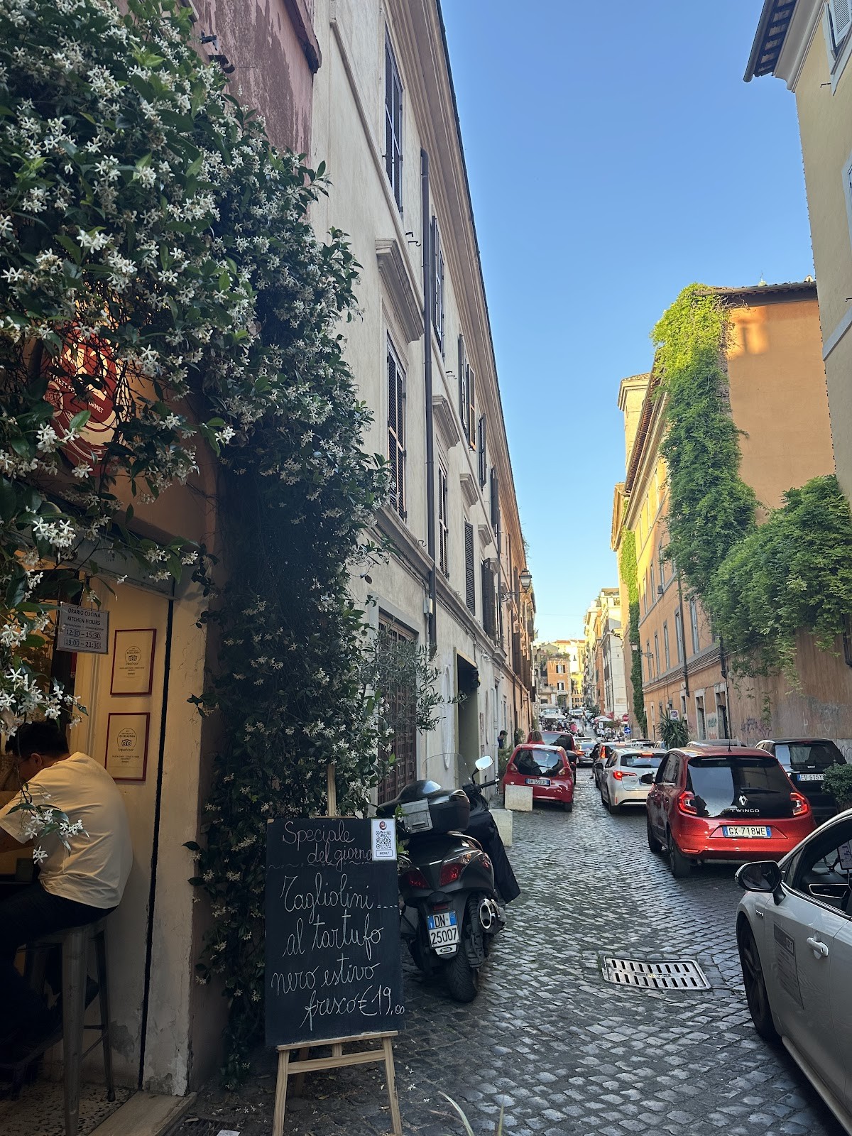 al42 by Pasta Chef rione Monti: the place