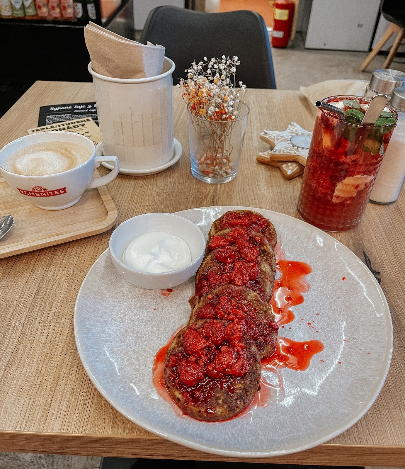 Mamafood bistro: food & drinks
