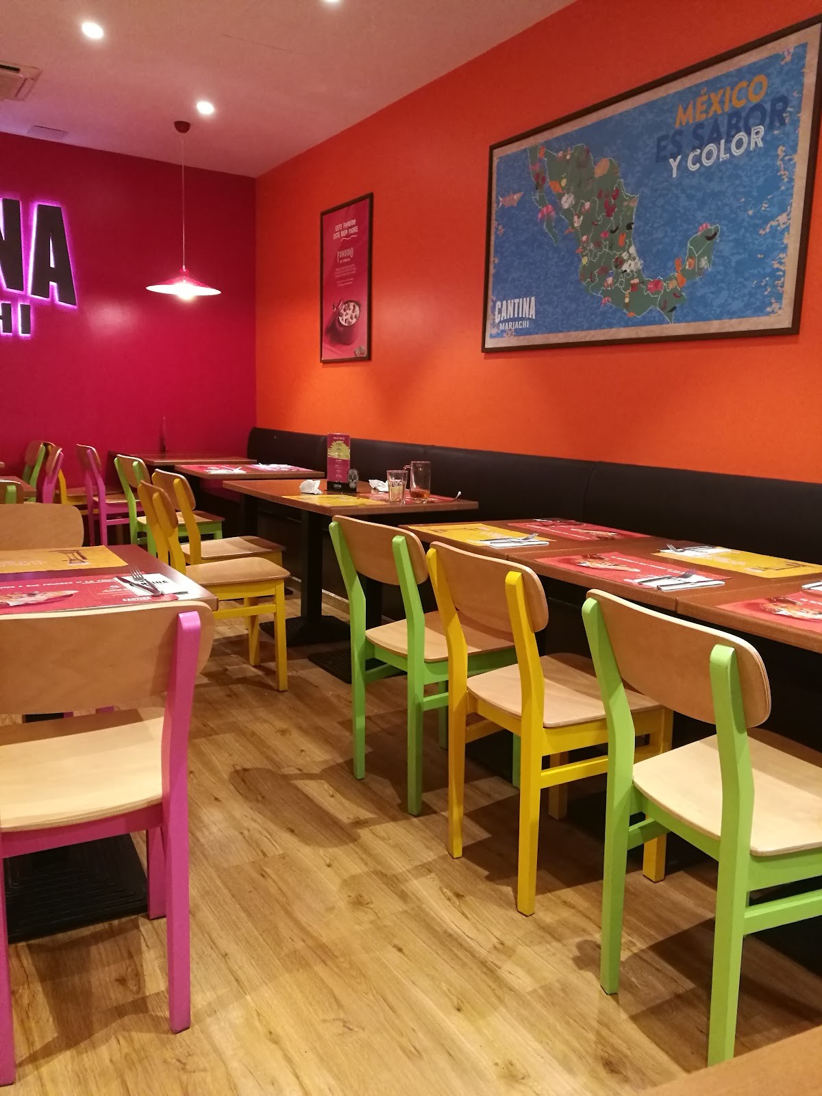 Cantinia Mariachi - Aqua: the place
