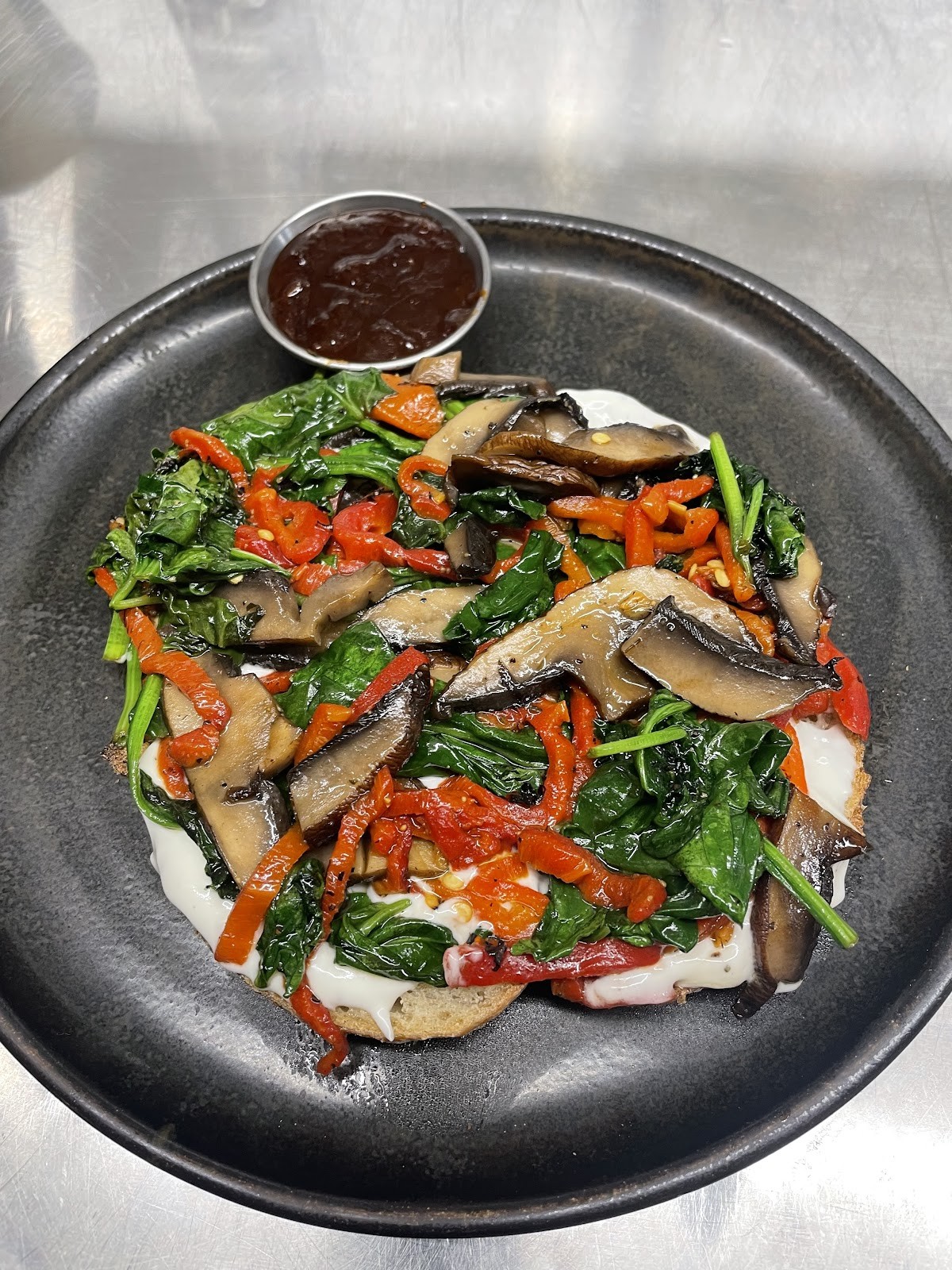 Cafe M2B & Takeaway: food & drinks