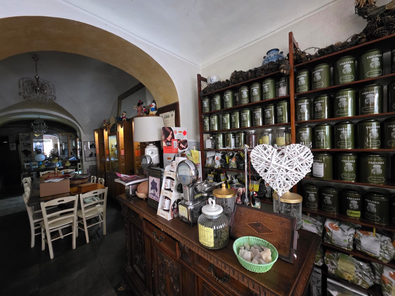 Caffè dell'Erboristeria Mességué: the place