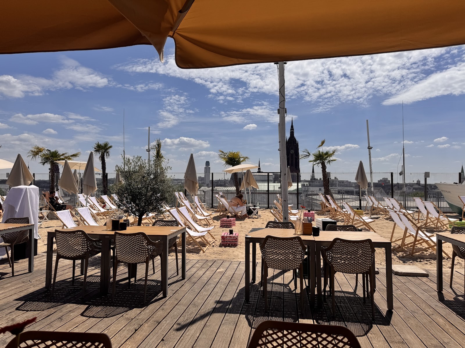 City Beach: the place