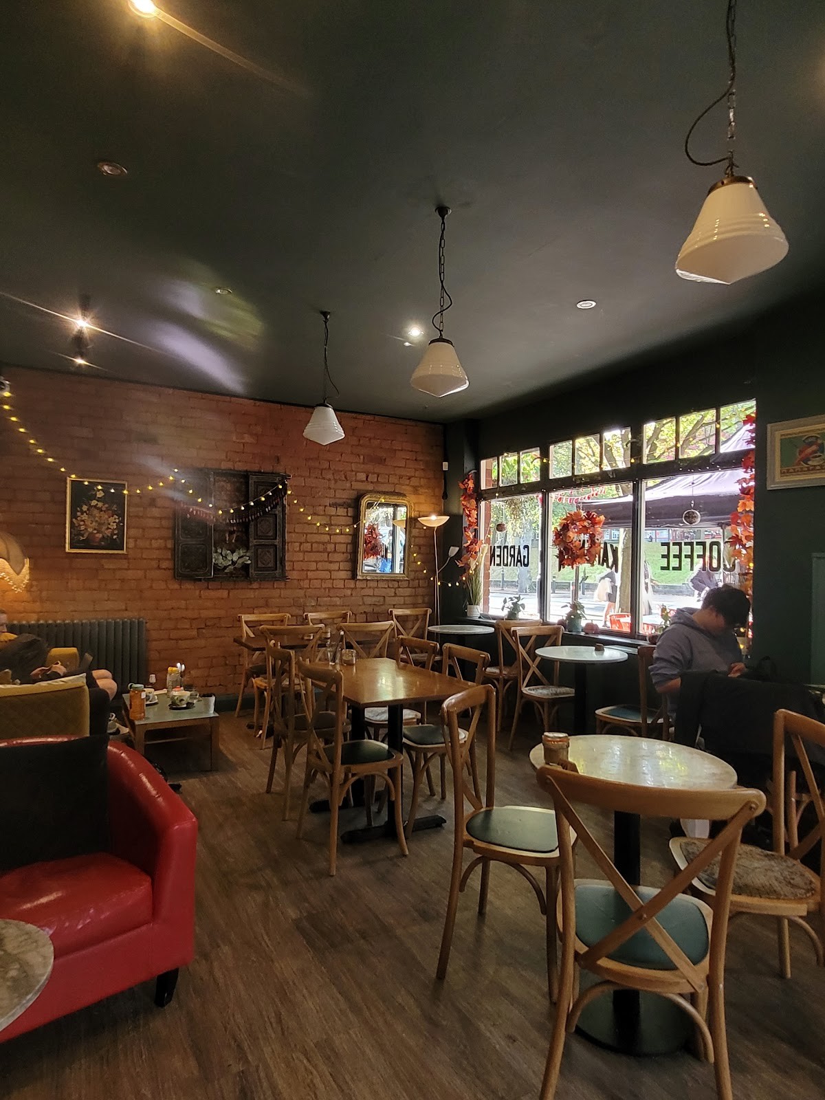 Kafenion: the place