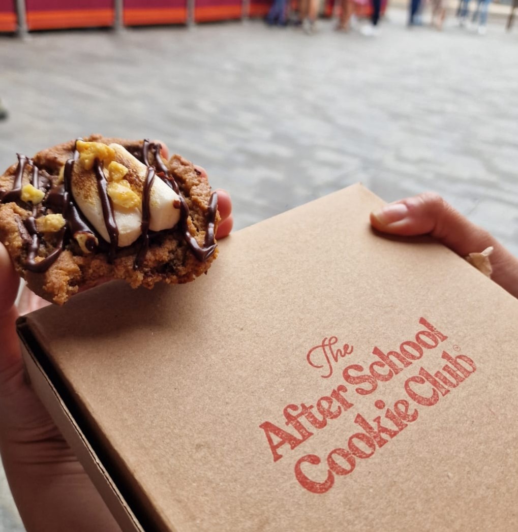 After School Cookie Club: food & drinks