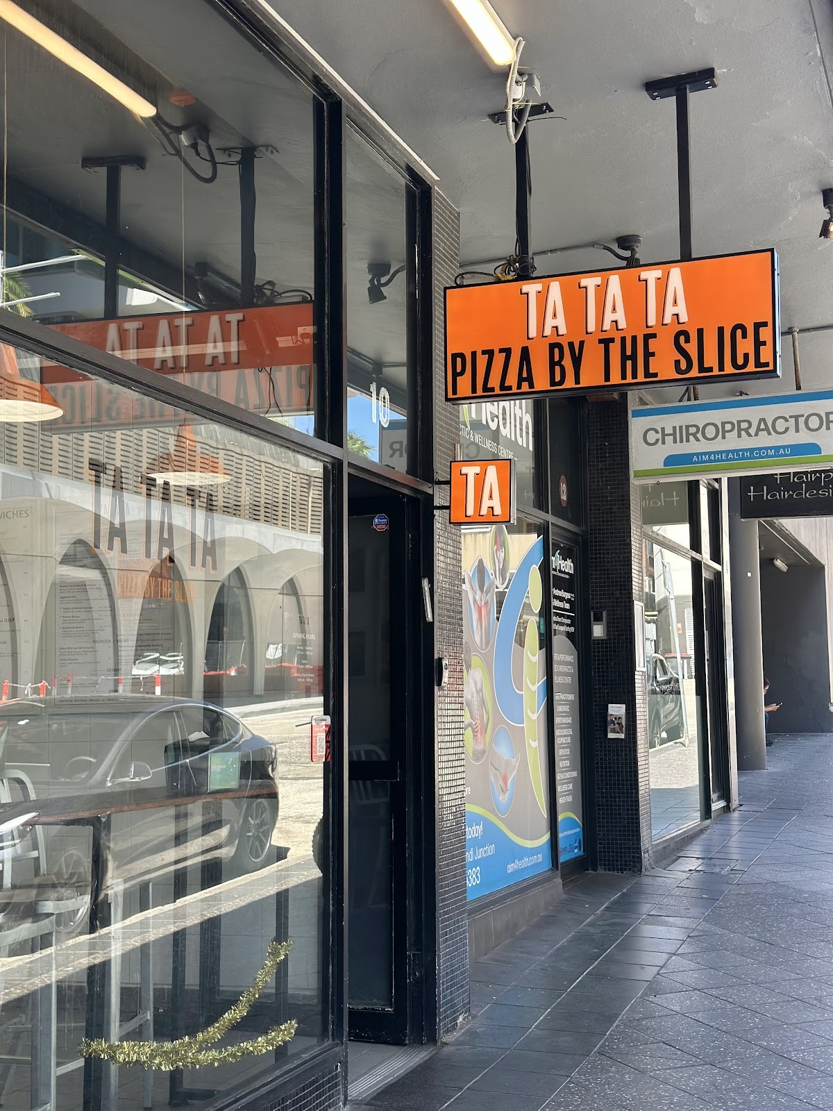 Ta Ta Ta Pizza: the place