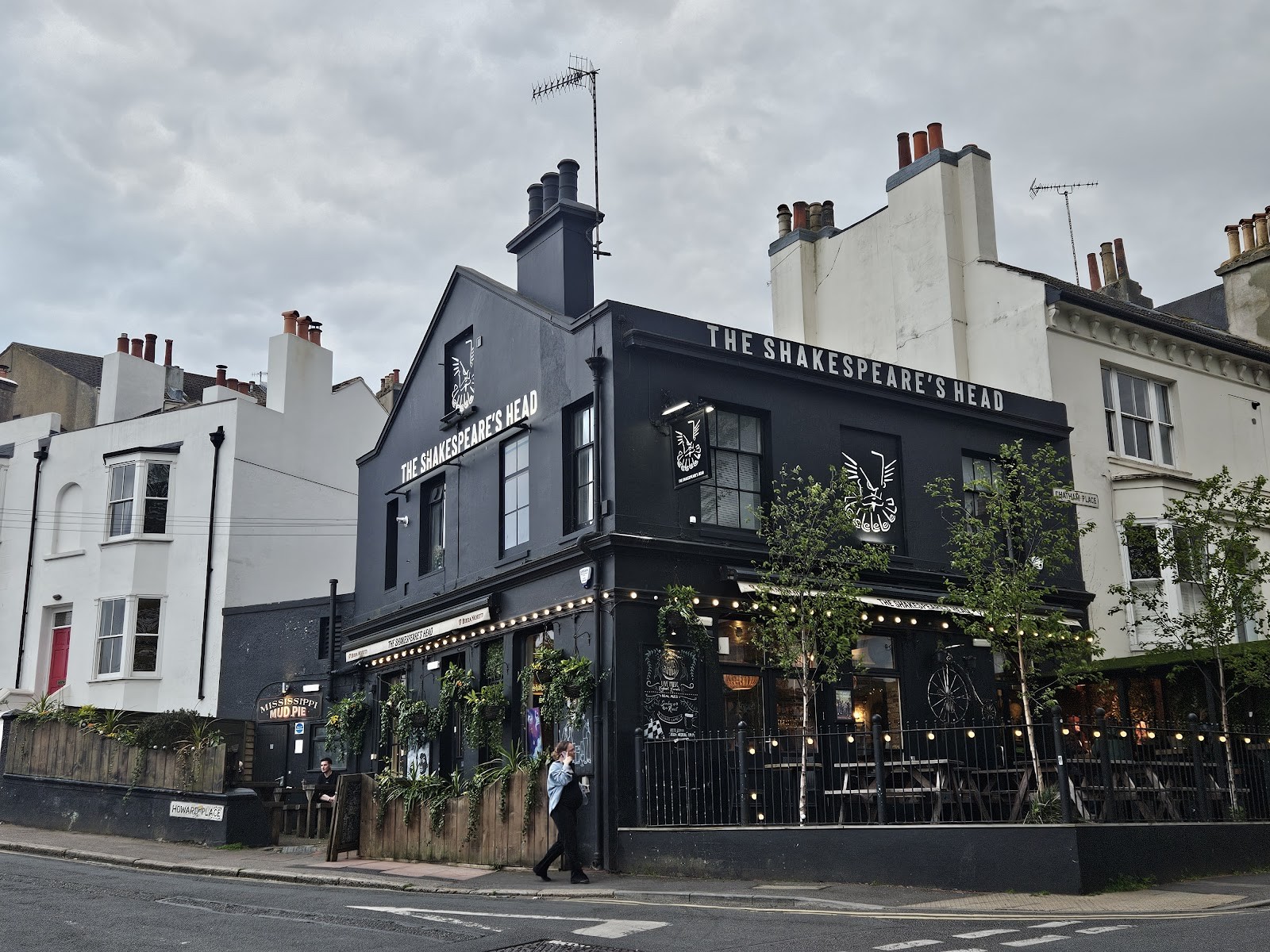 Shakespeare's Head: the place