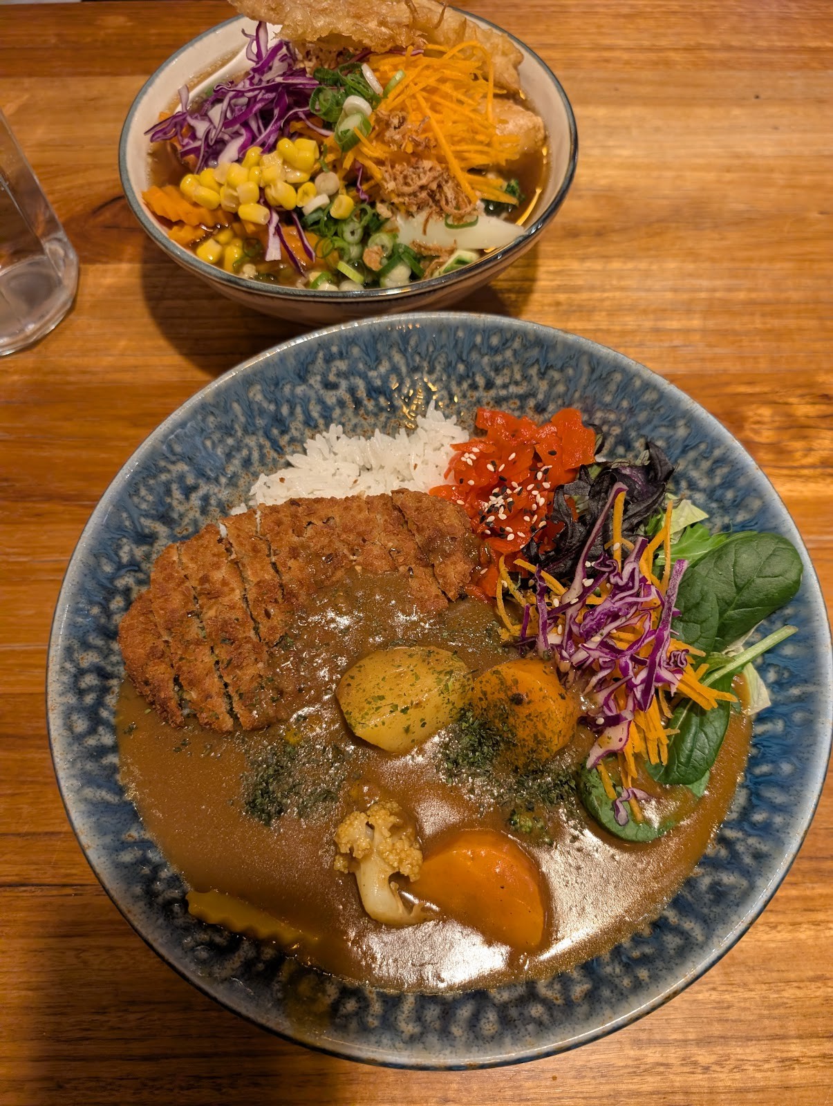 Cookatoo Kitchen - 100% Vegan: food & drinks