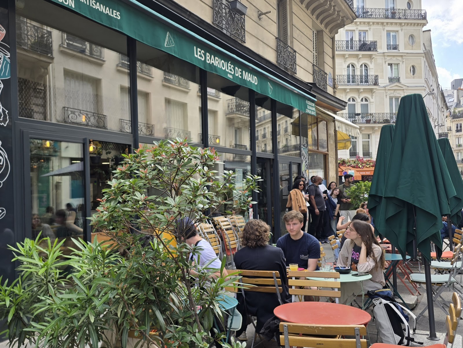 Les Bariolés de Maud Paris 9: the place