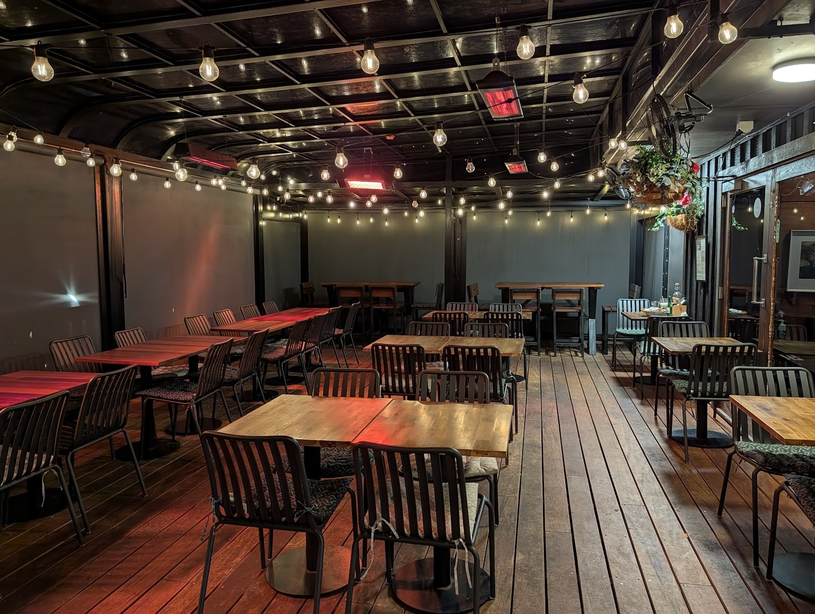 The Olive Kitchen: the place