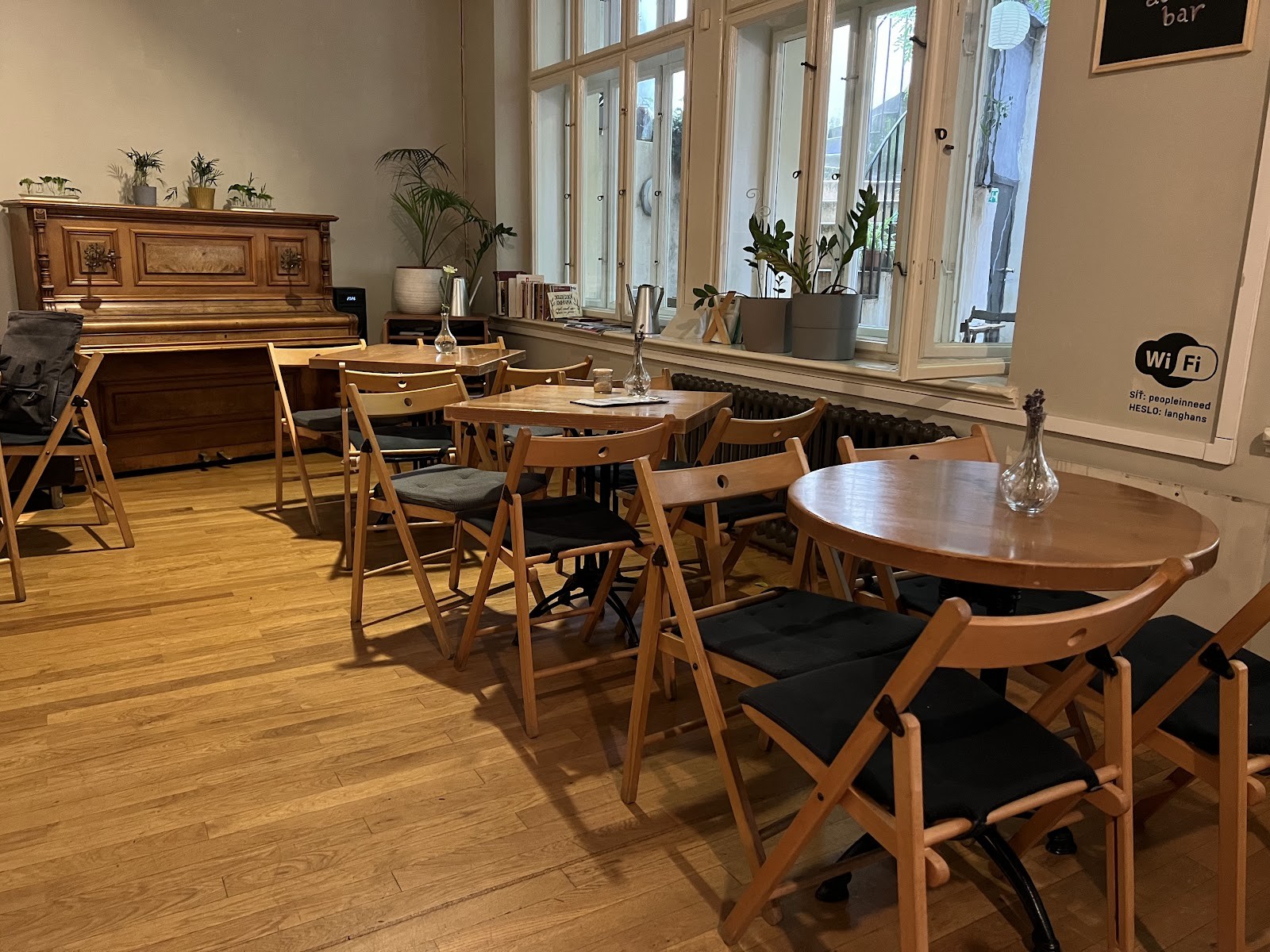 Langhans - Cafe and Center for People in Need: the place