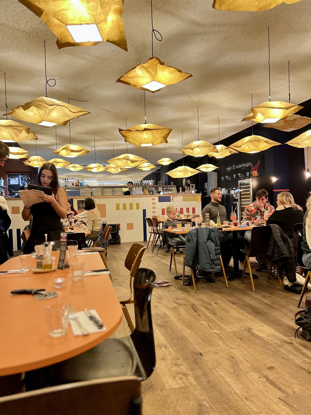 Eat Love Pizza: the place