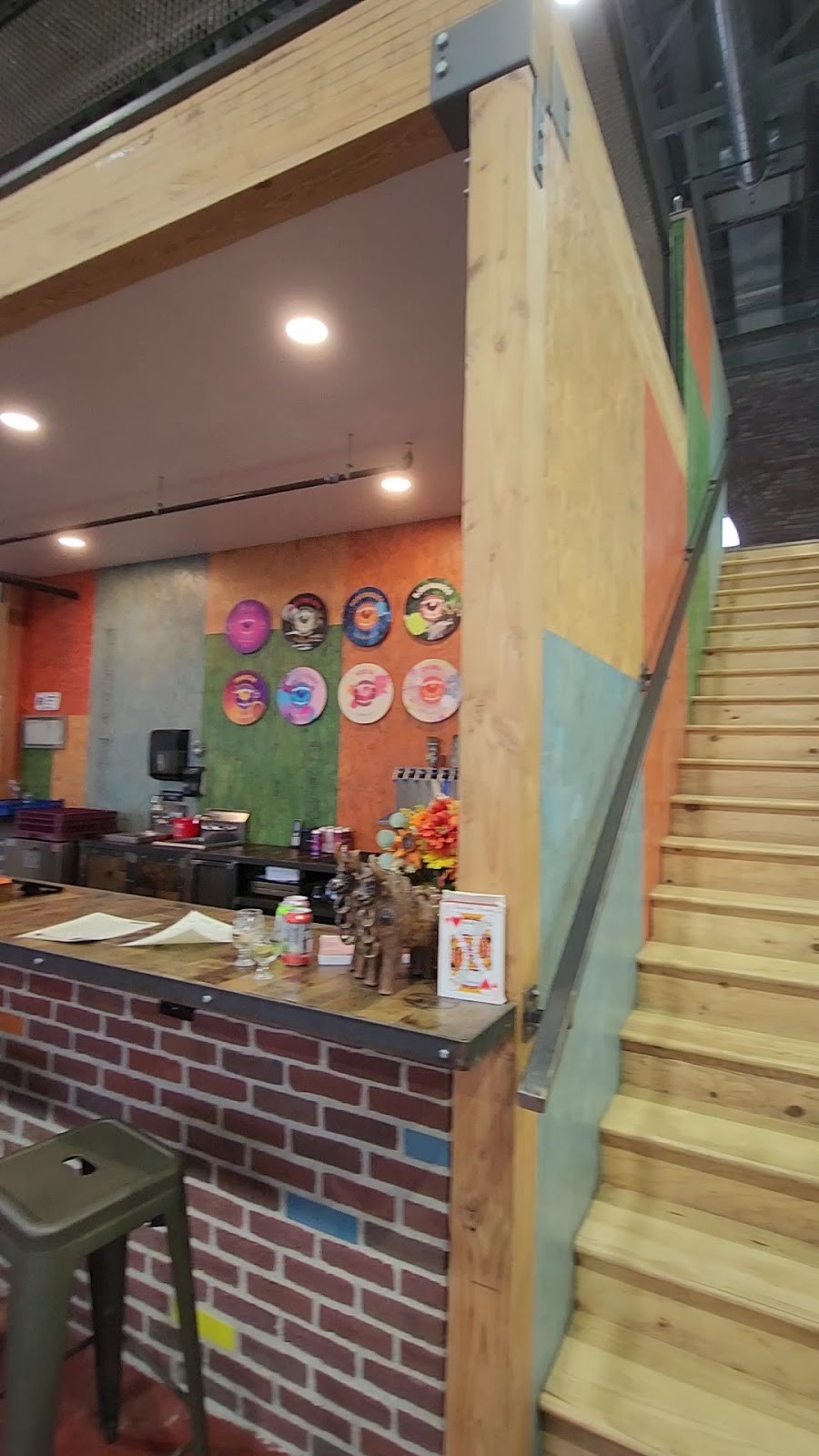 Roundhead Brewing Company: the place