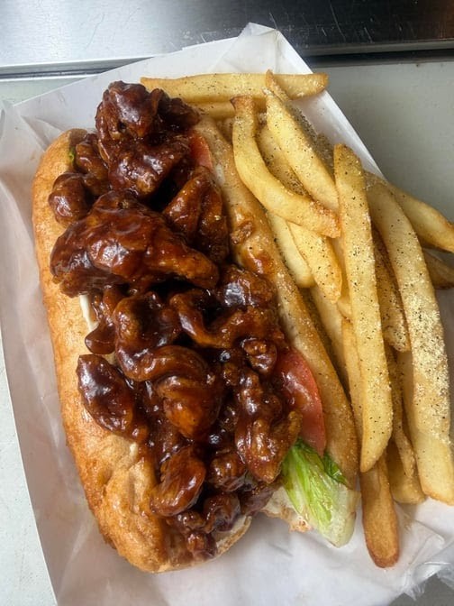 Varold's: food & drinks