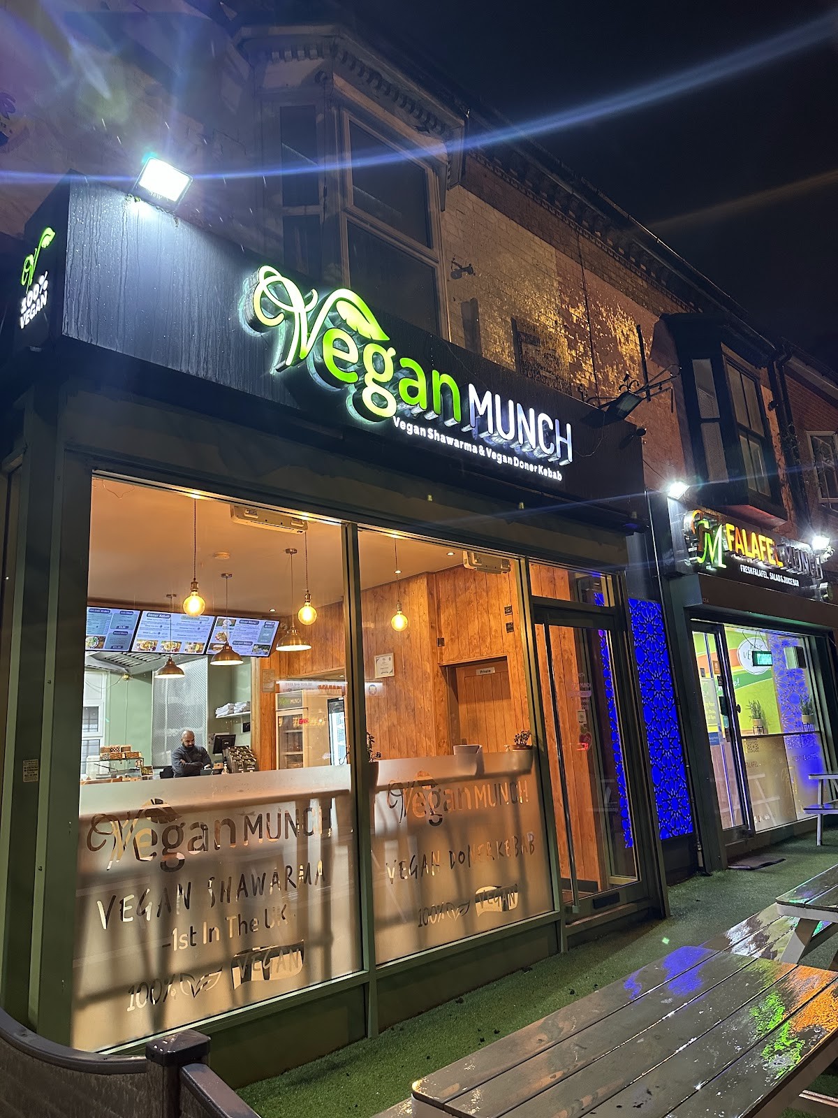 Vegan Falafel Munch UK: the place