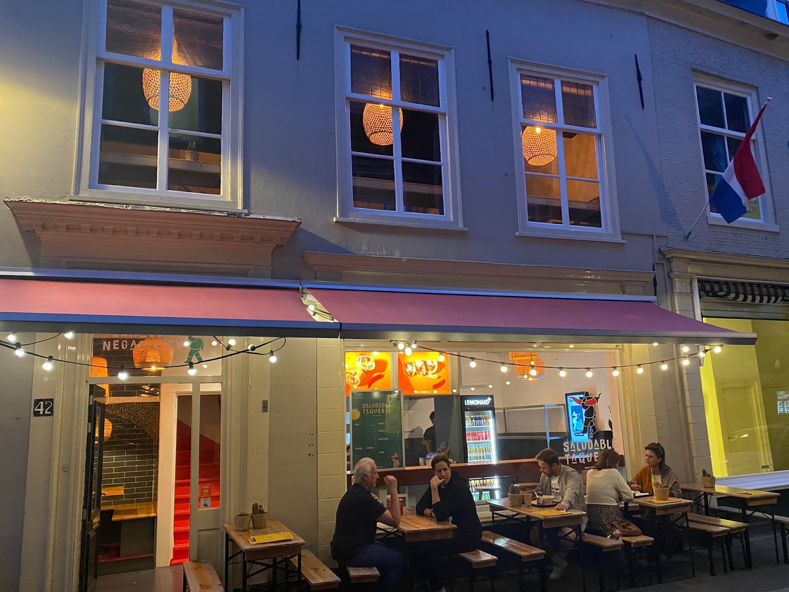 Saludable Taqueria Goudenregenstraat Den Haag: the place