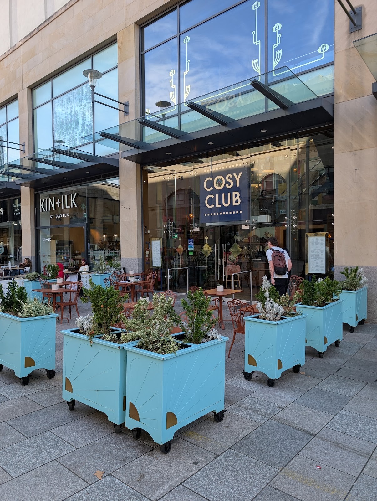 Cosy Club: the place
