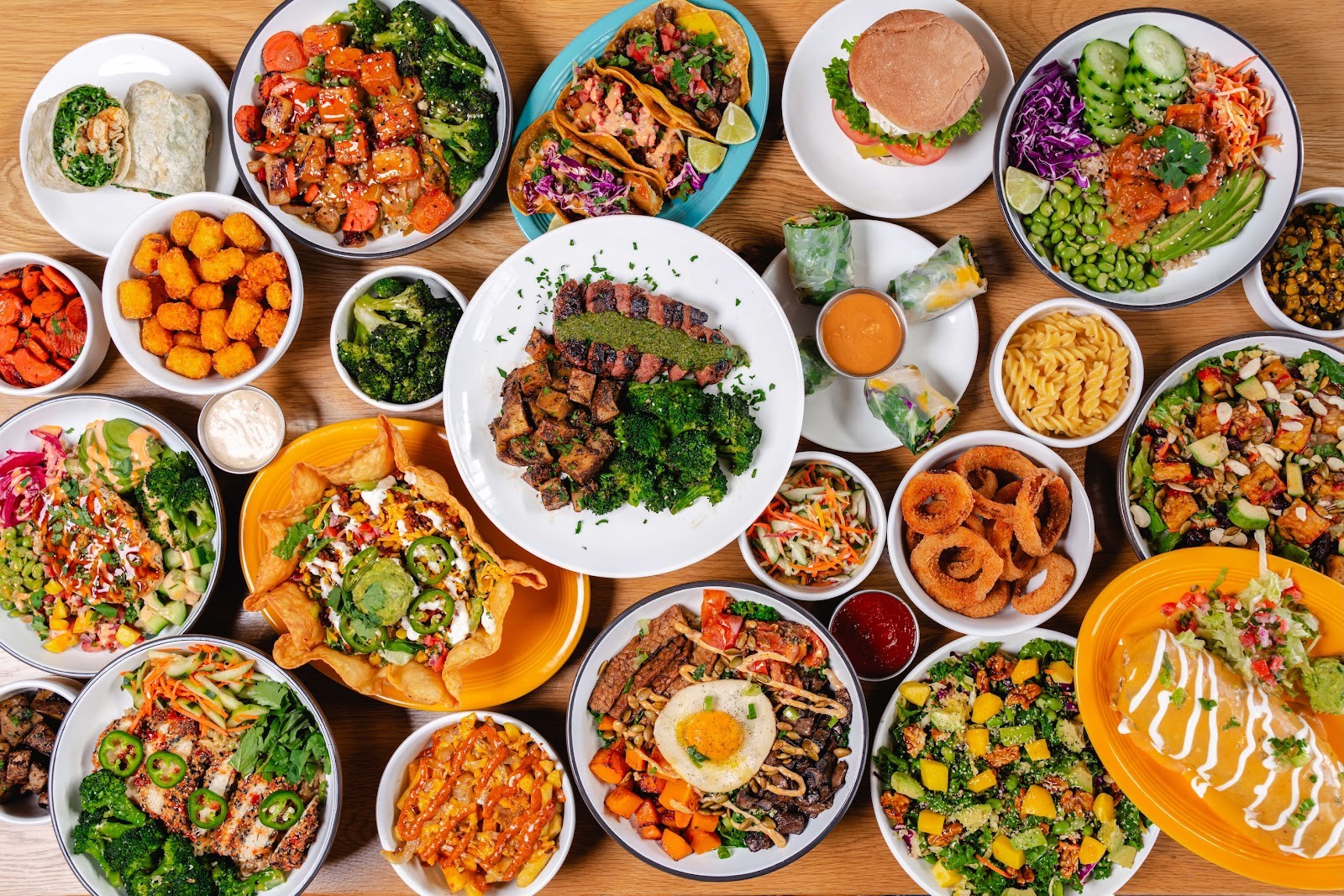 Next Level Veggie Grill: food & drinks