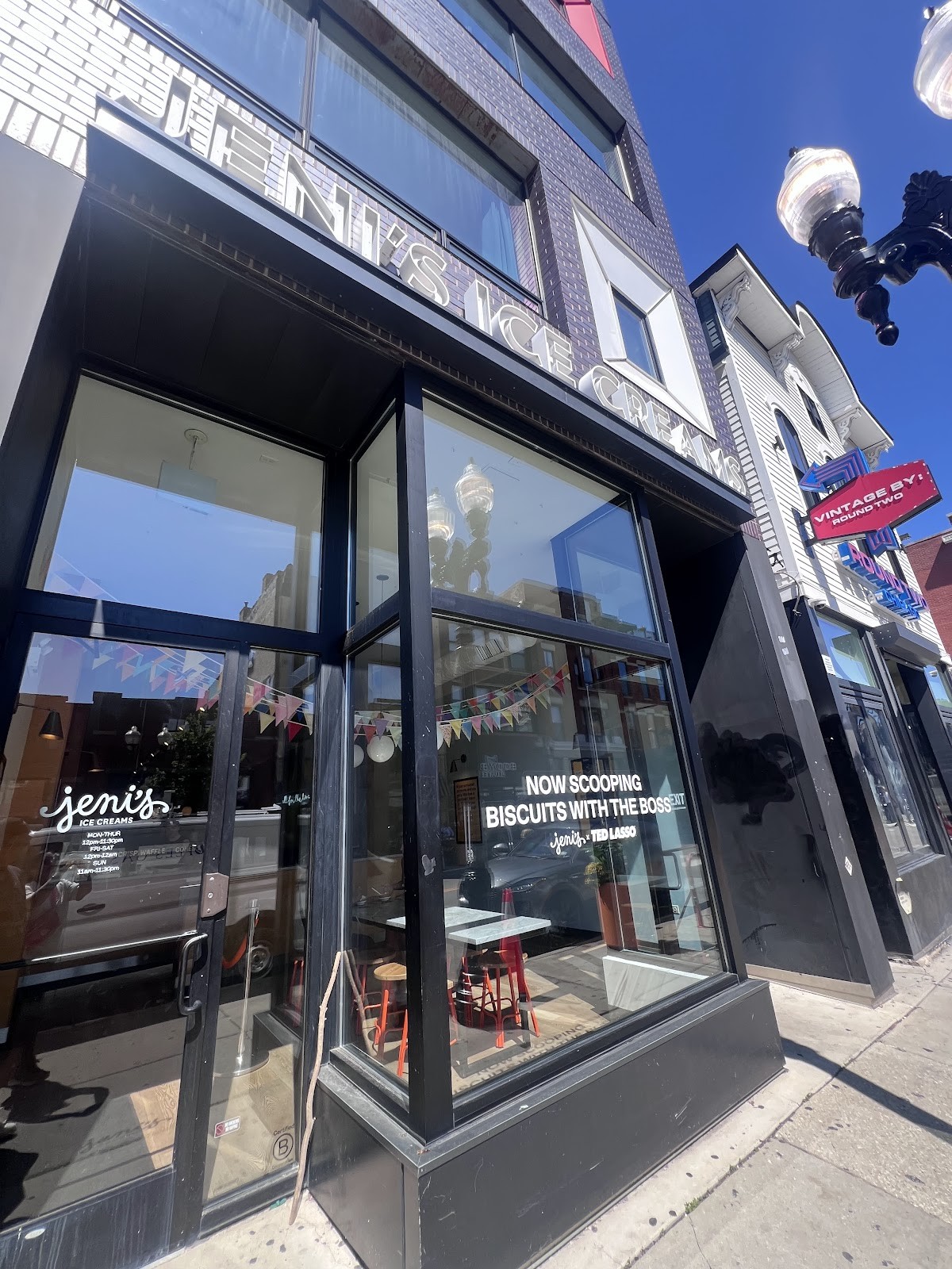Jeni's Splendid Ice Creams: the place
