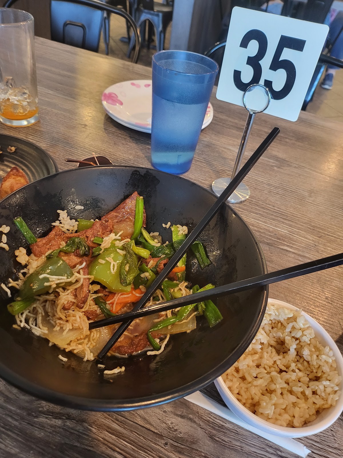 Sipz Clairemont: food & drinks