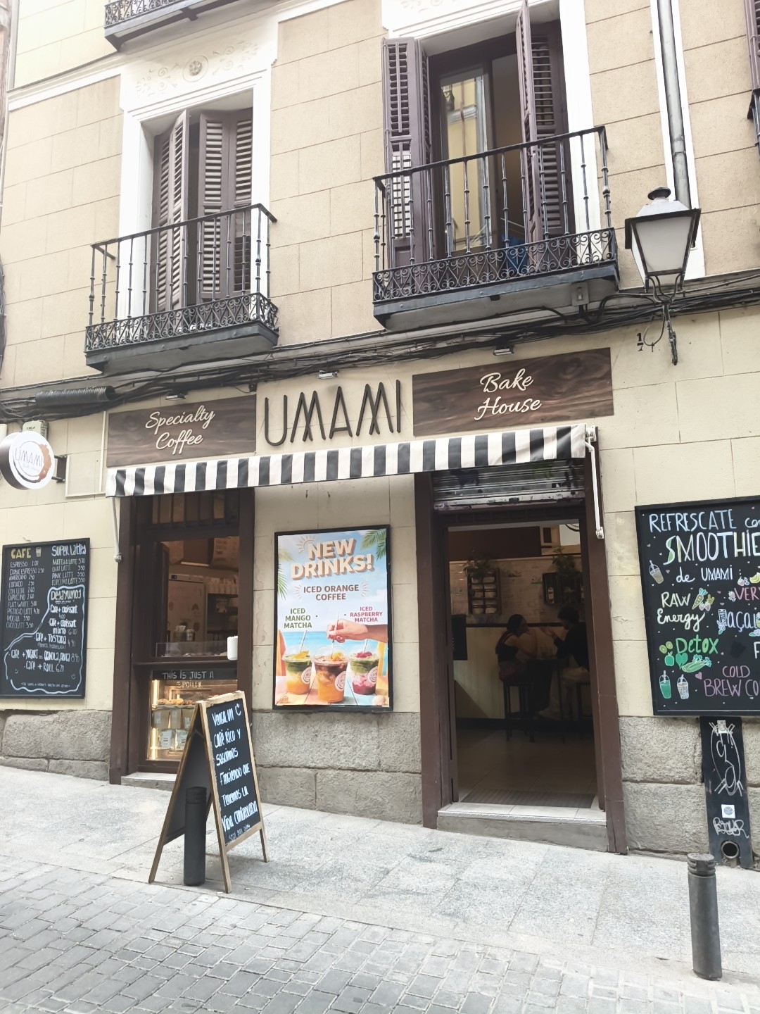 UMAMI BAKE AWAY: the place