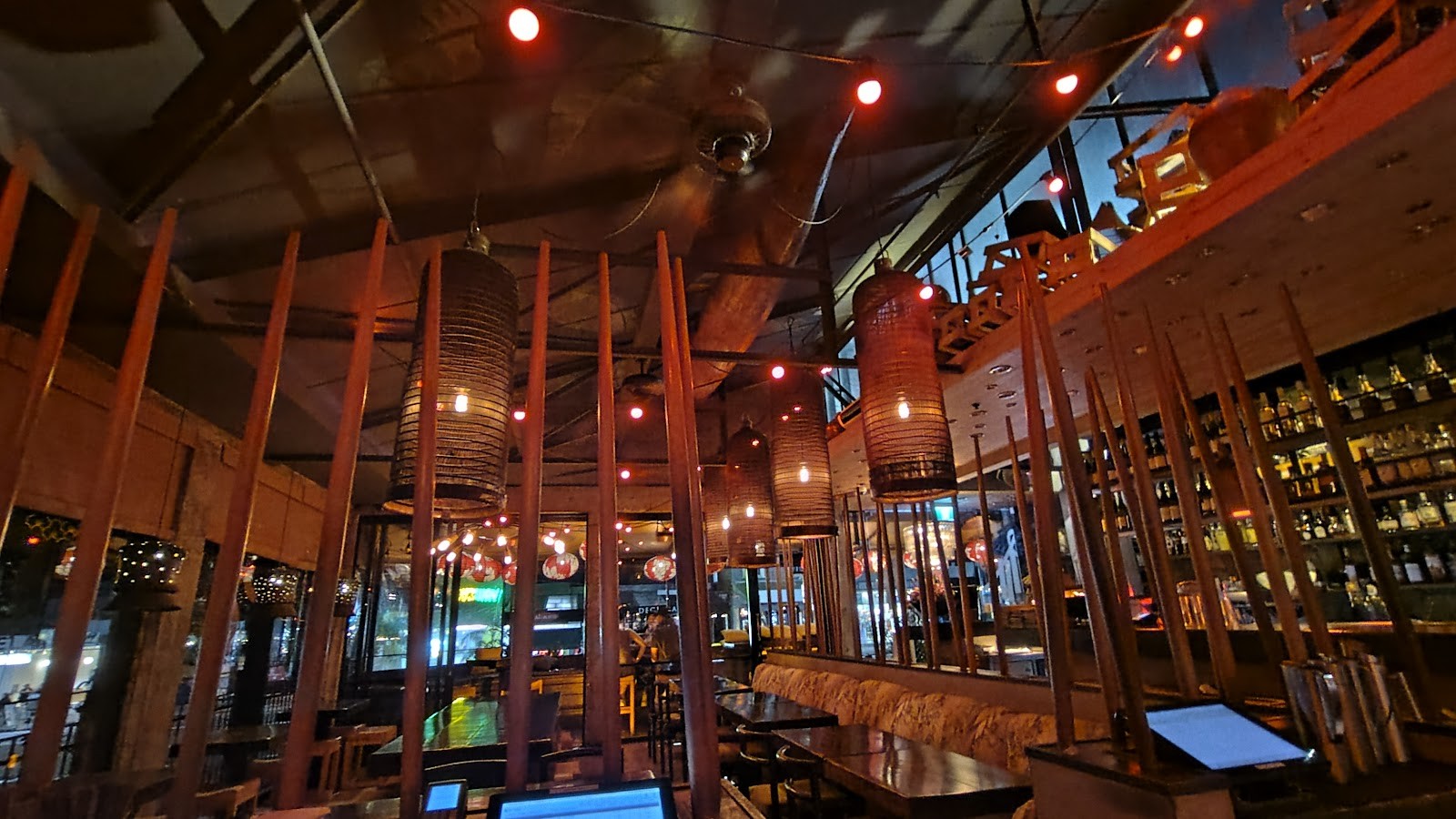 The Blue Breeze Inn: the place